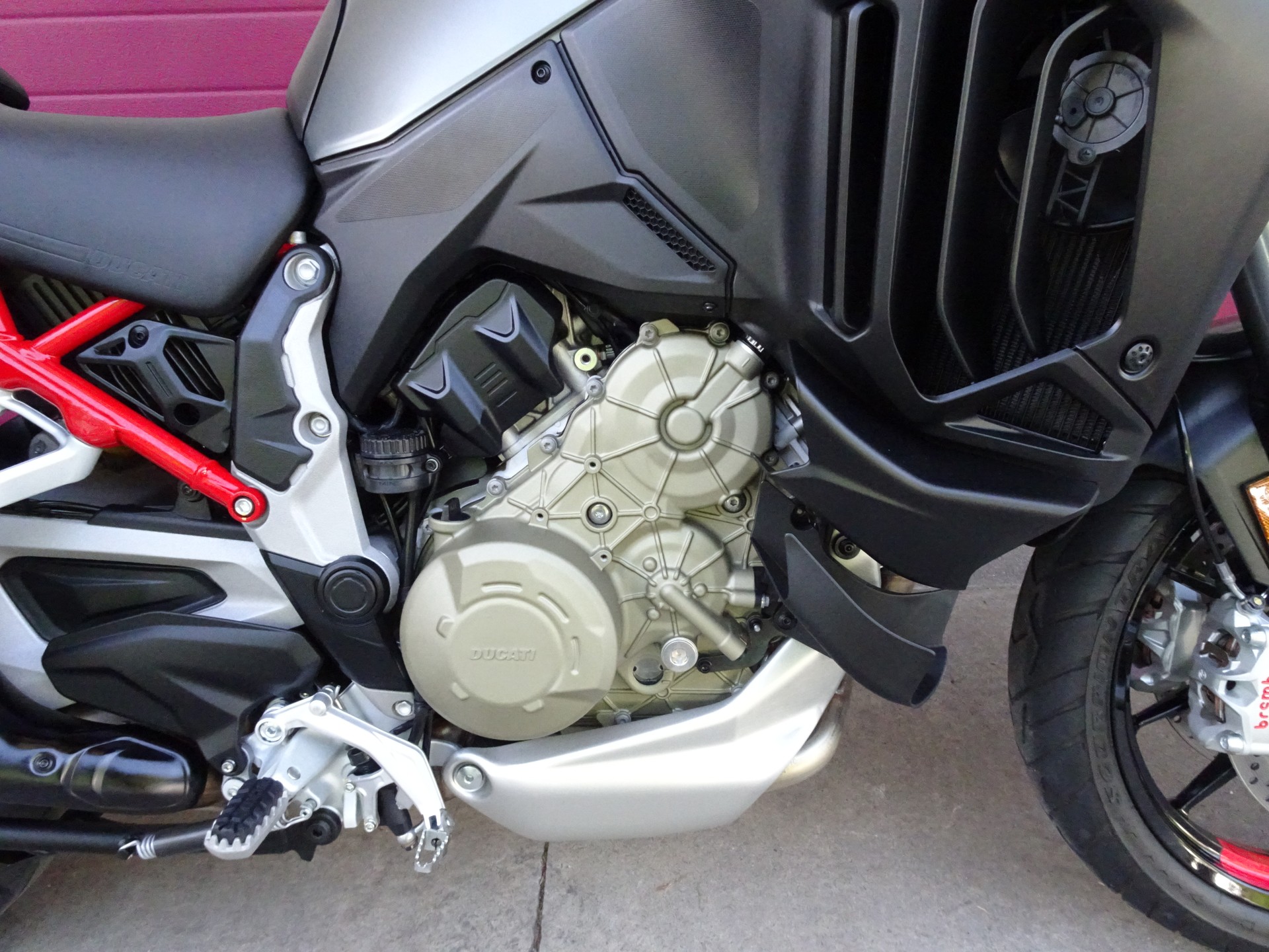 DUCATI Multistrada V4 S Travel & Radar-image-9