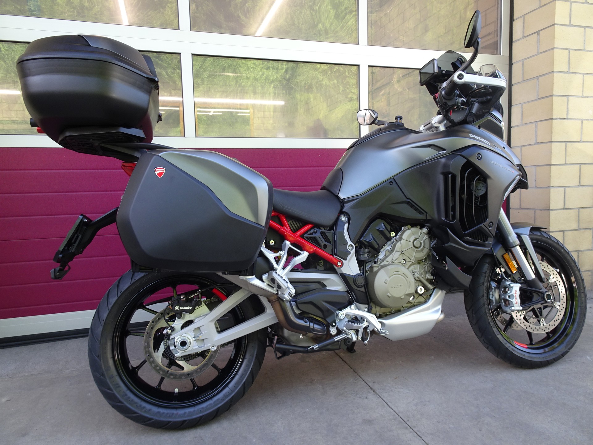 DUCATI Multistrada V4 S Travel & Radar-image-8