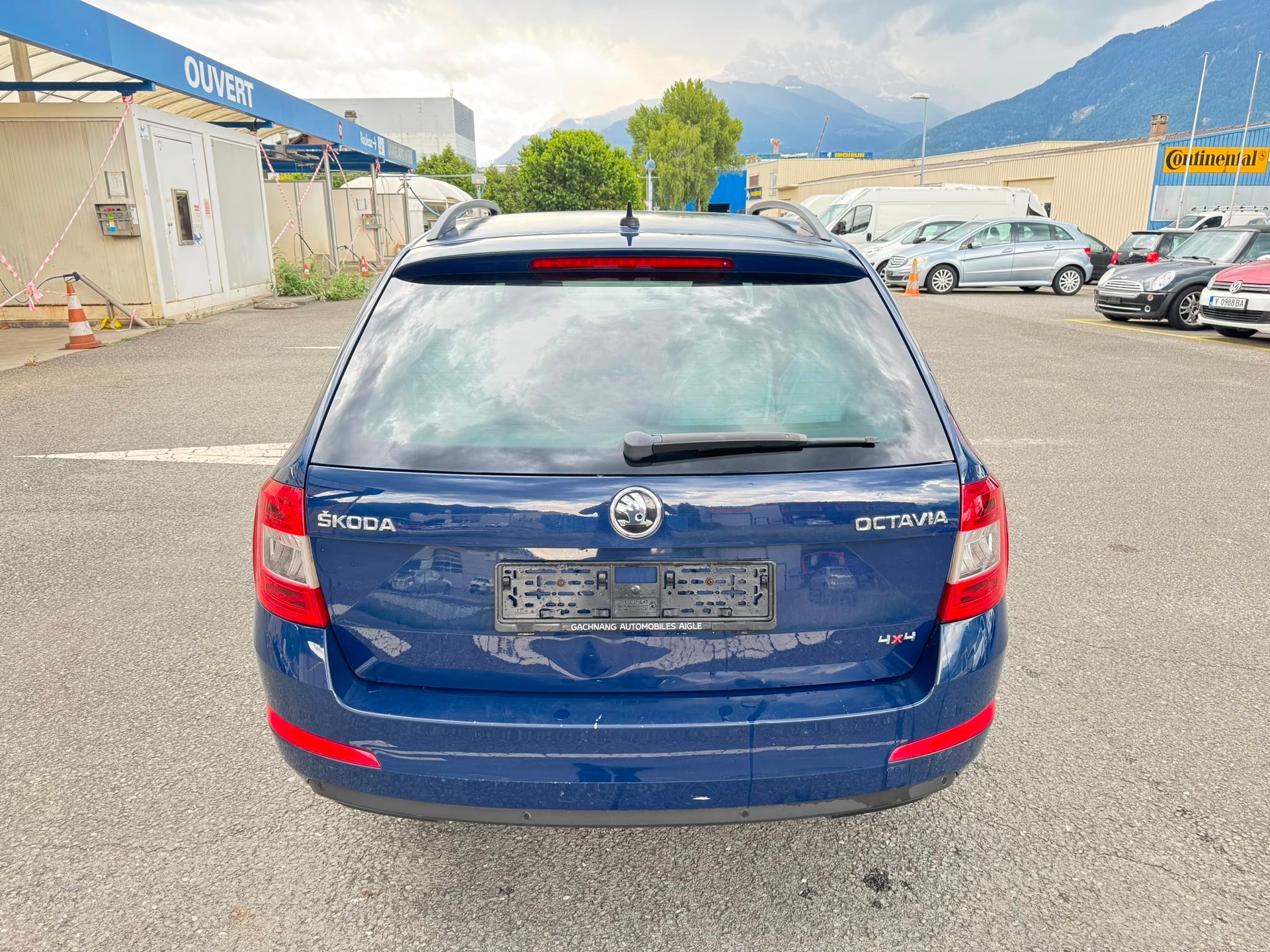 SKODA Octavia Combi 1.8 TSI L&K 4x4 DSG-image-5