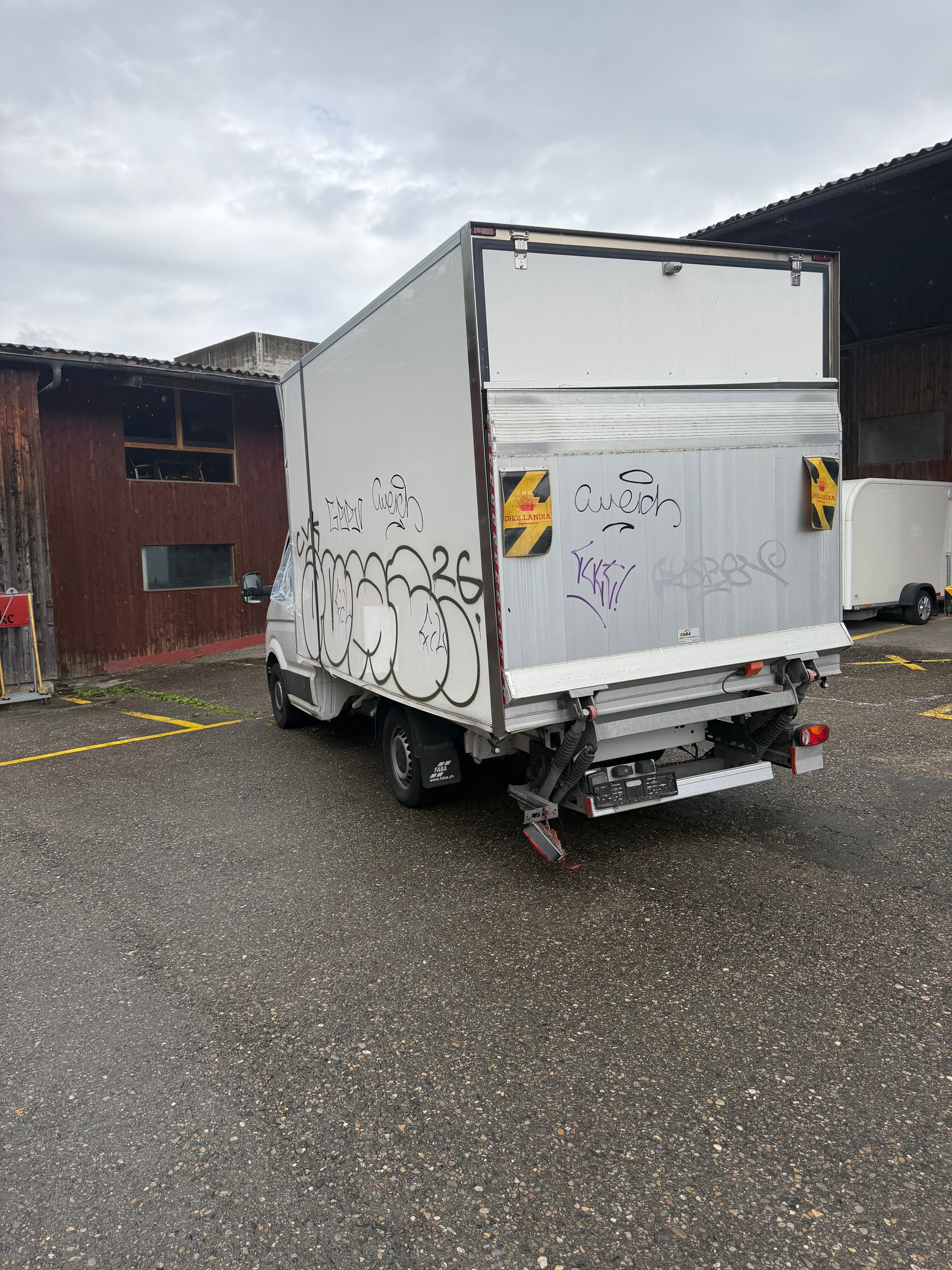 VW Crafter 35 2.0 TDI L4-image-3