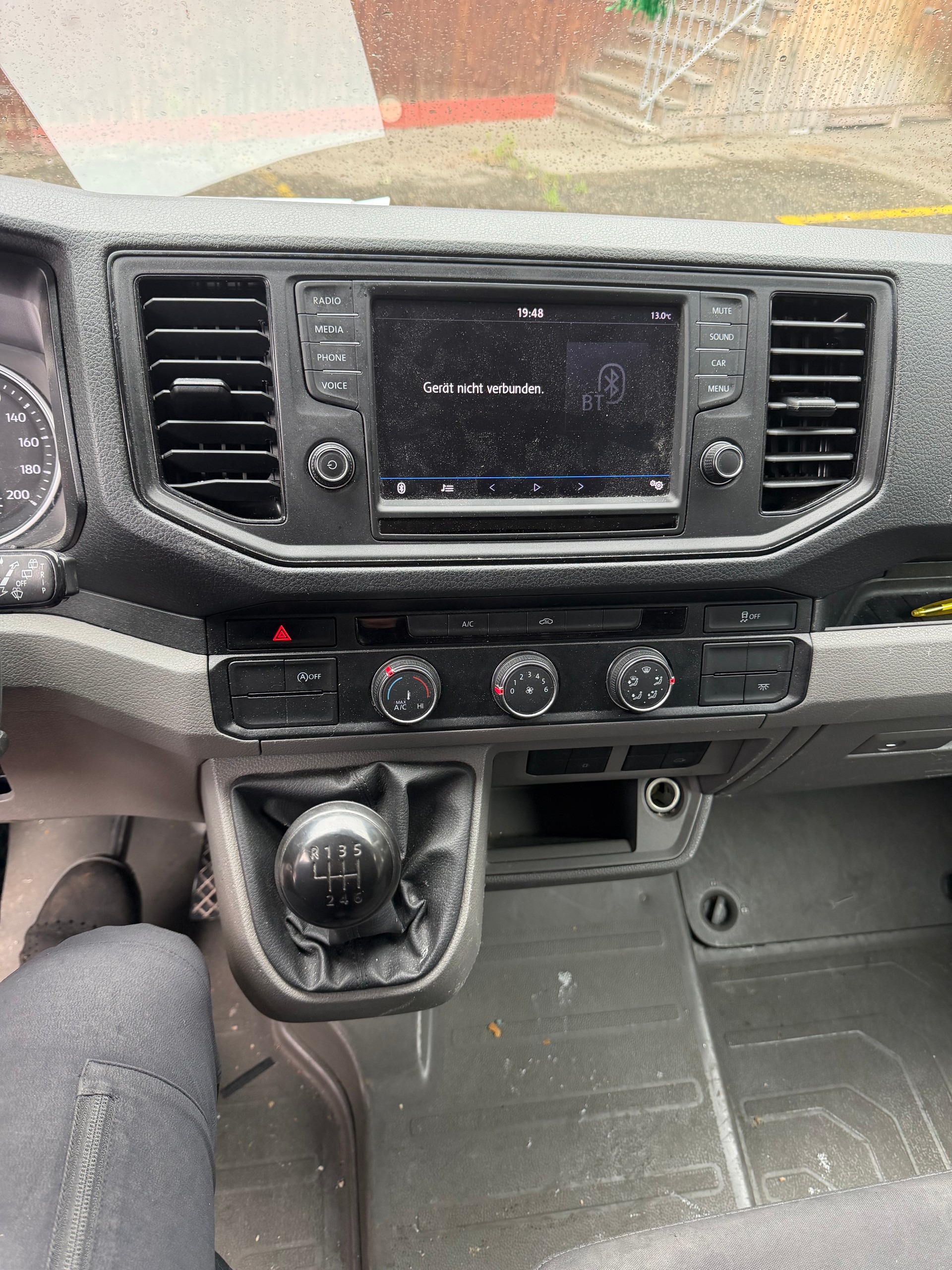 VW Crafter 35 2.0 TDI L4-image-5