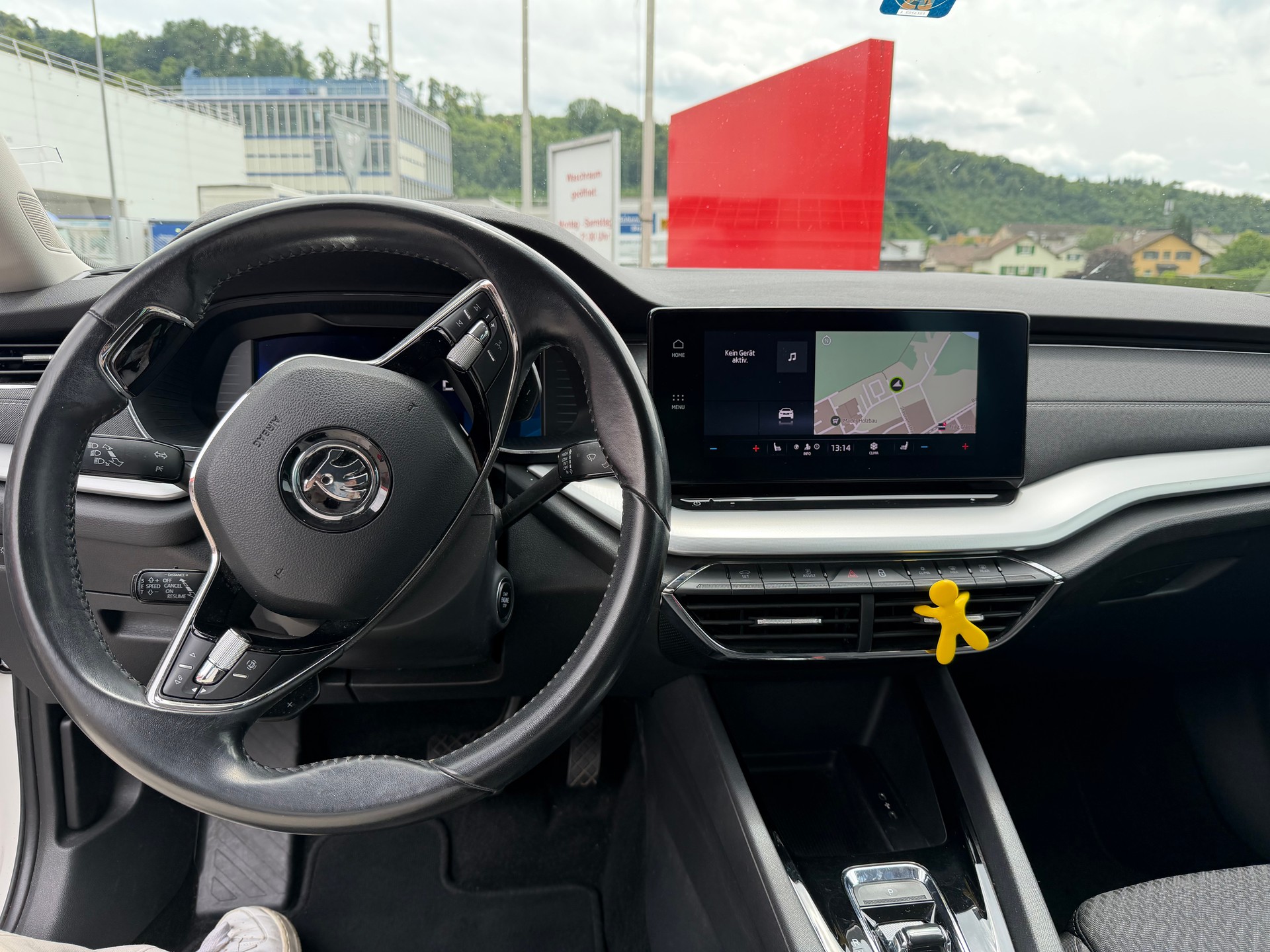 SKODA 2.0 TDI 150 Style DSG-image-1