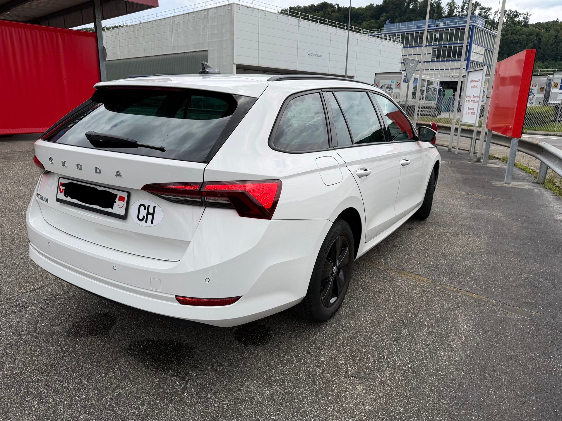 SKODA 2.0 TDI 150 Style DSG-image-4