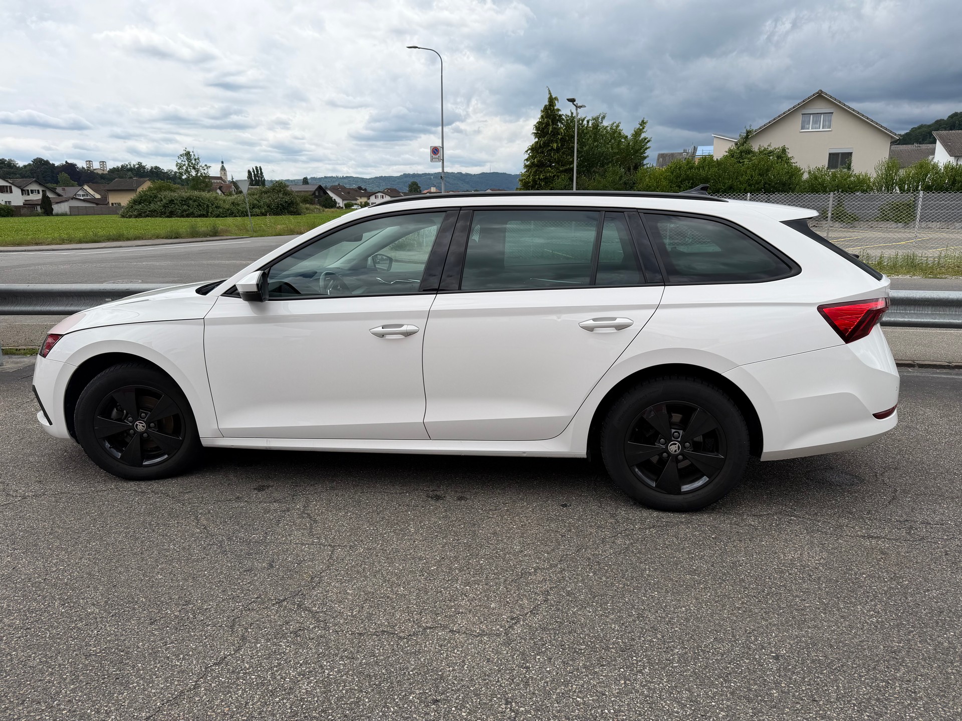 SKODA 2.0 TDI 150 Style DSG-image-5