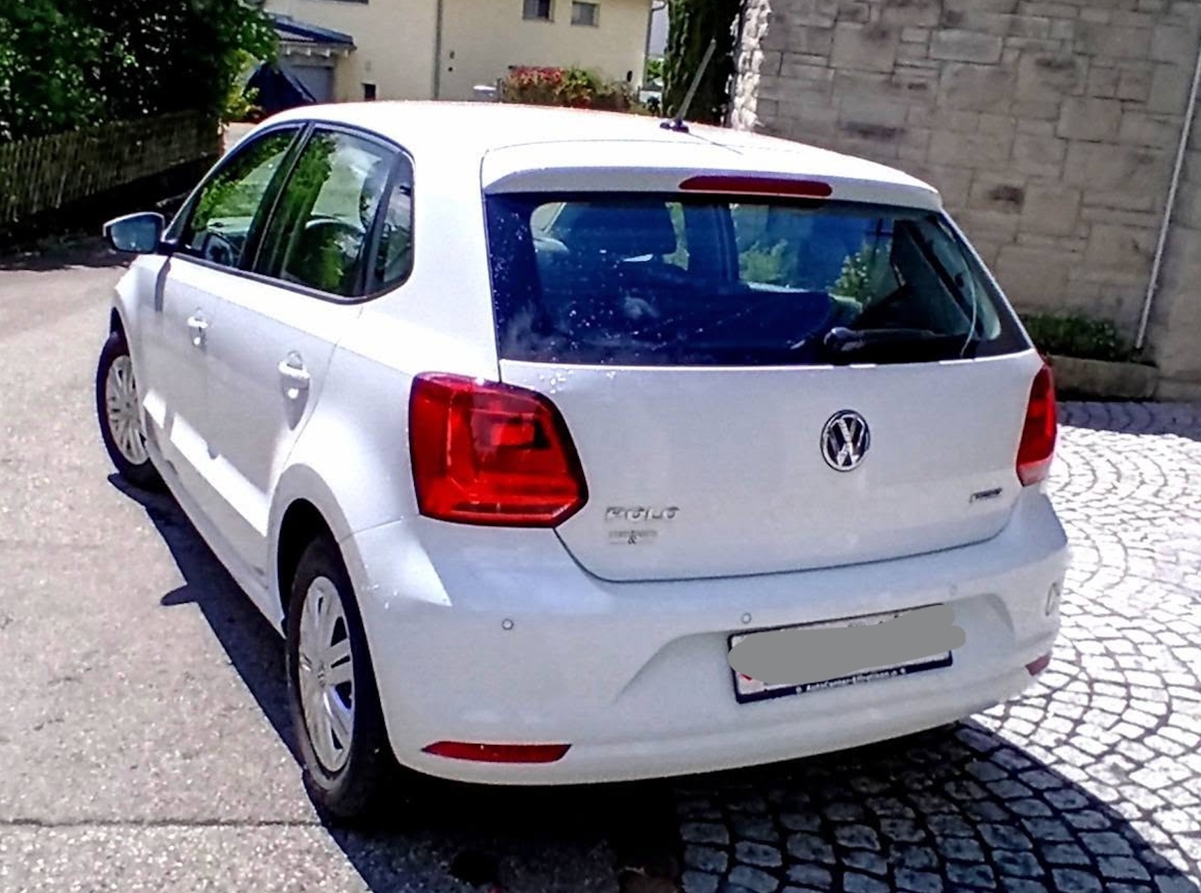 VW 1.0 MPI 60 BlueMT Trendline-image-1