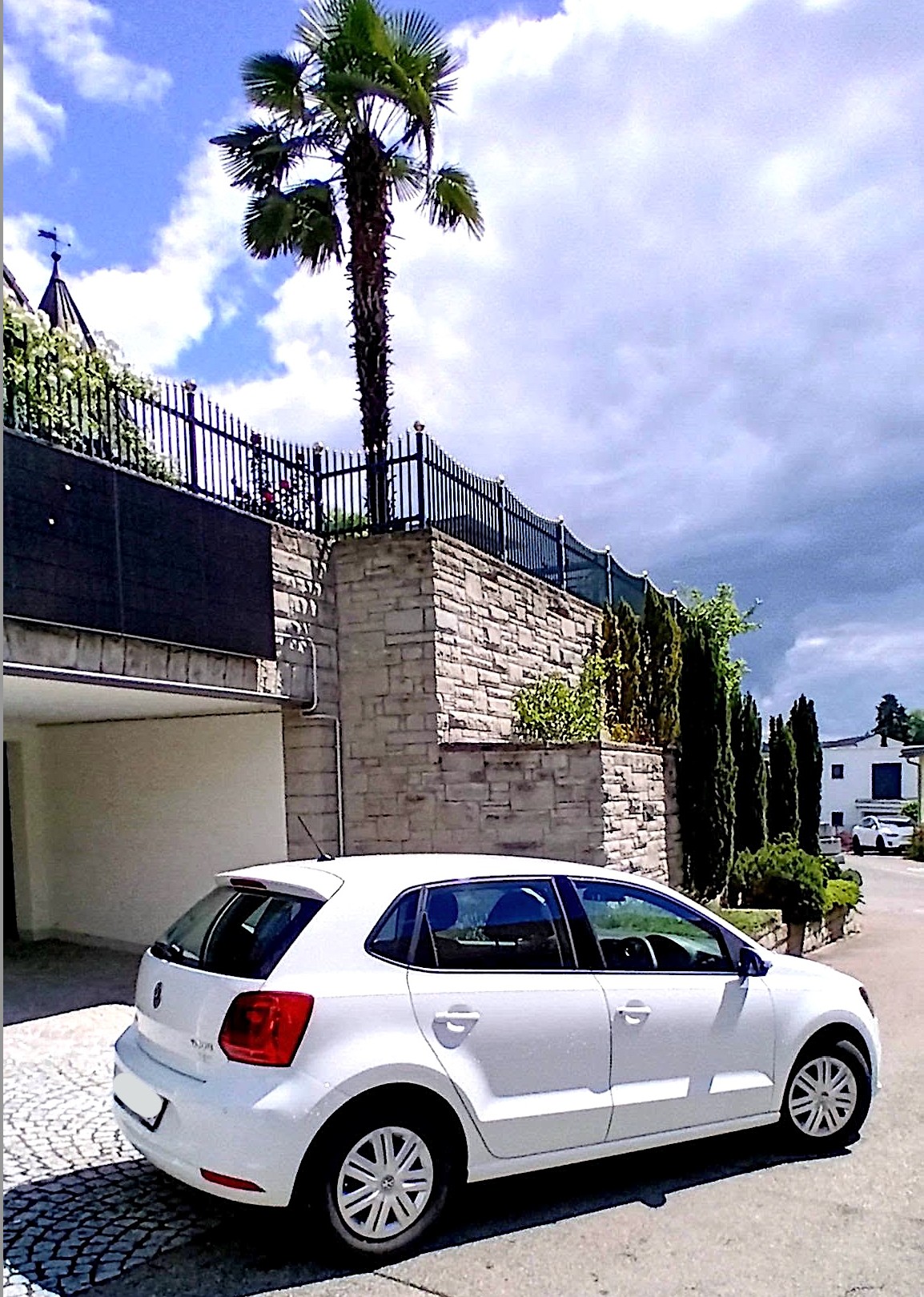 VW 1.0 MPI 60 BlueMT Trendline-image-4