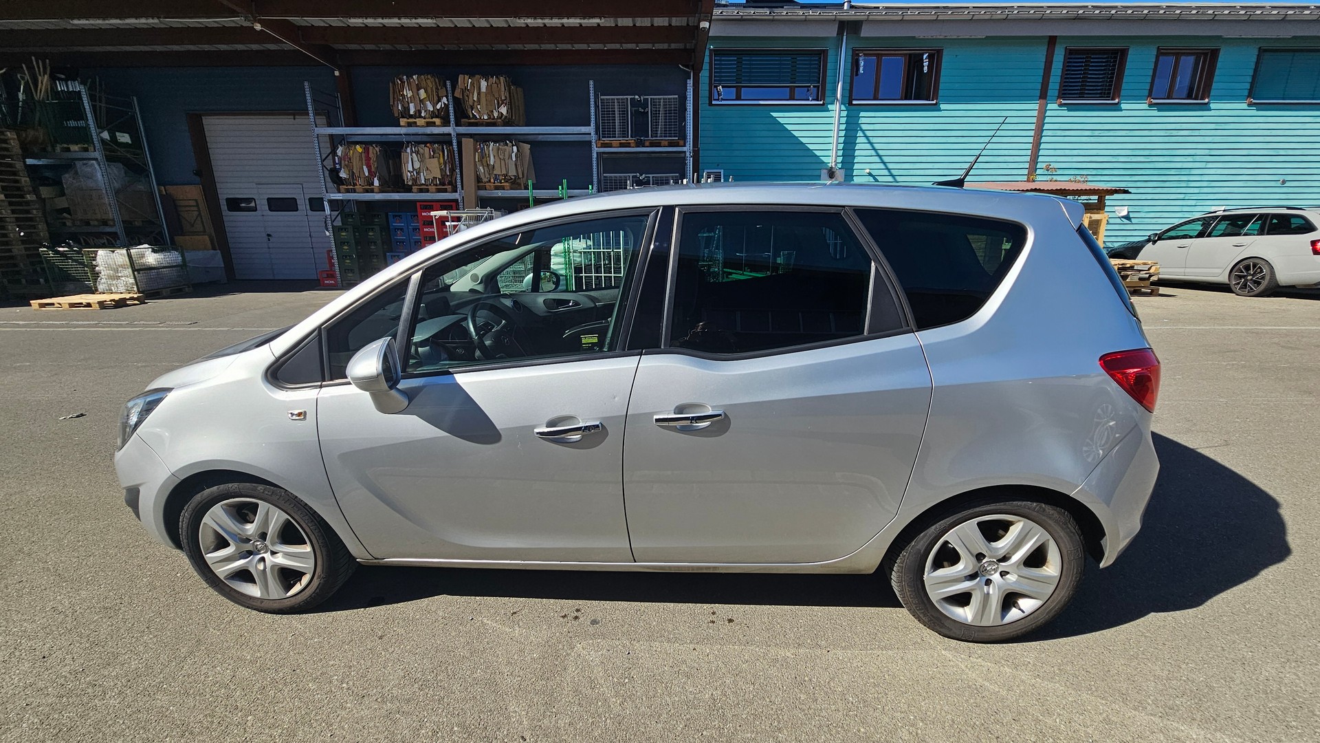 OPEL Meriva 1.4 Turbo Cosmo Automatic-image-4