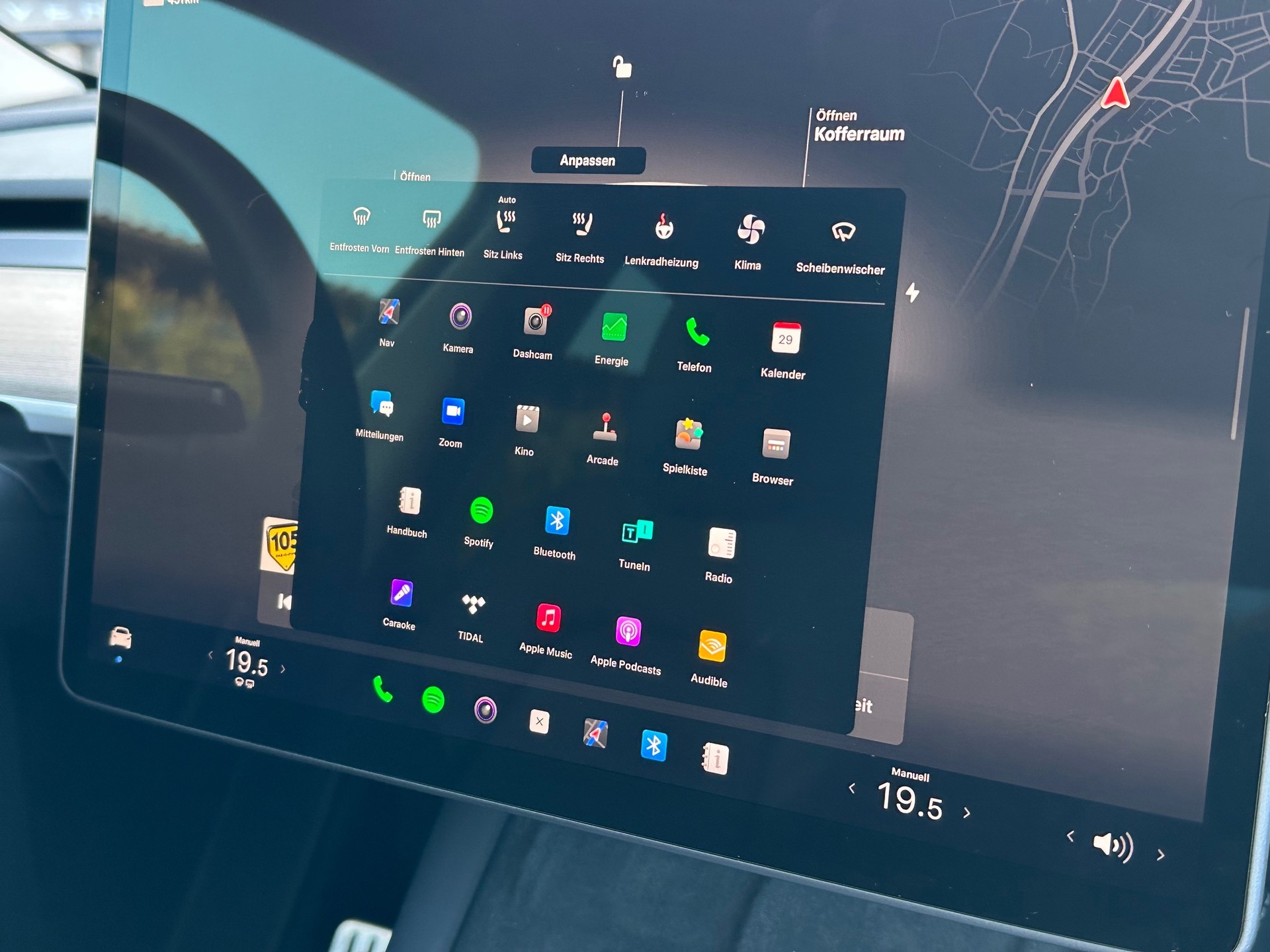 TESLA Model Y Performance 2024, Enhanced Autopilot-image-7