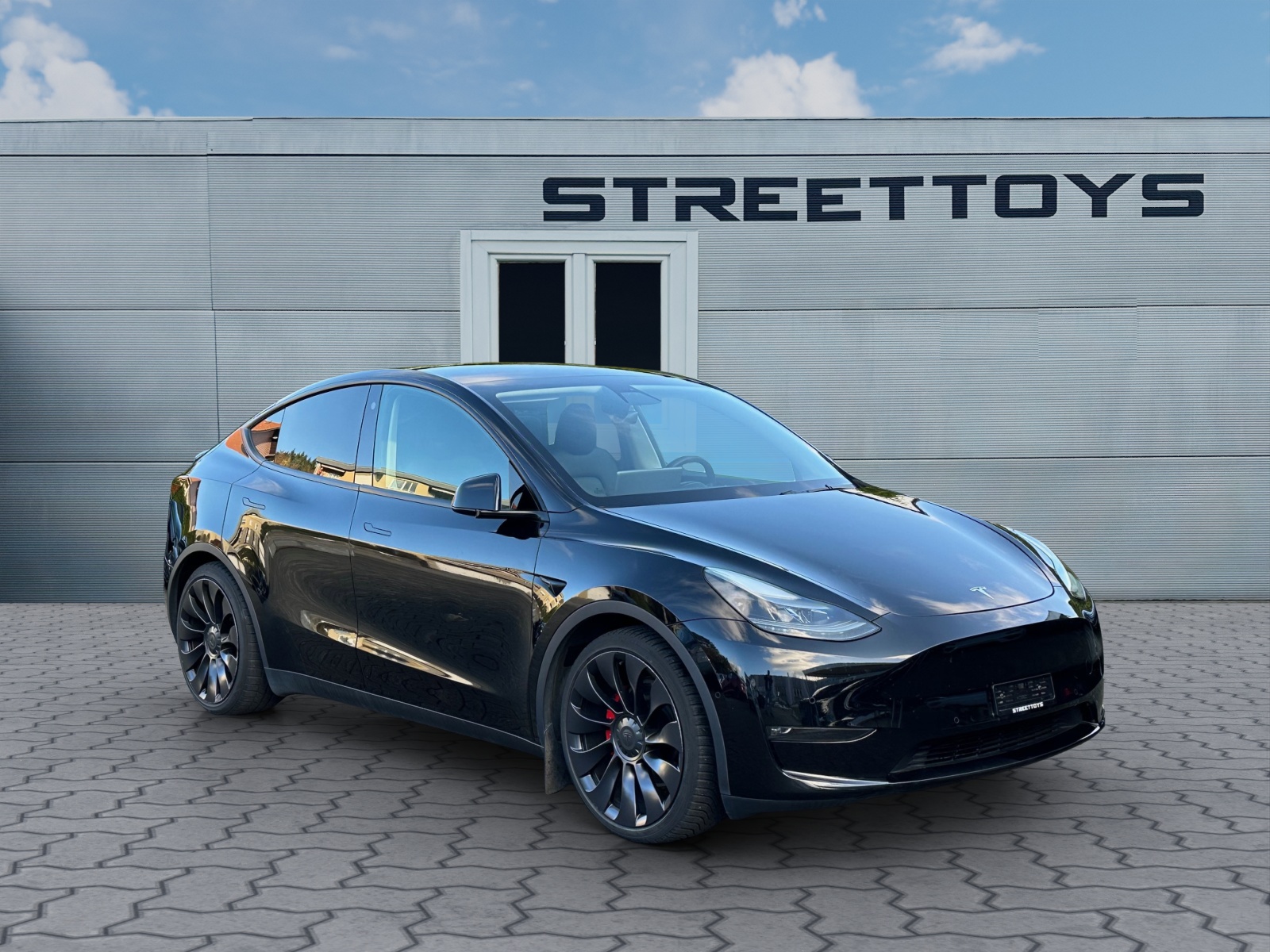 TESLA Model Y Performance 2024, Enhanced Autopilot-image-1