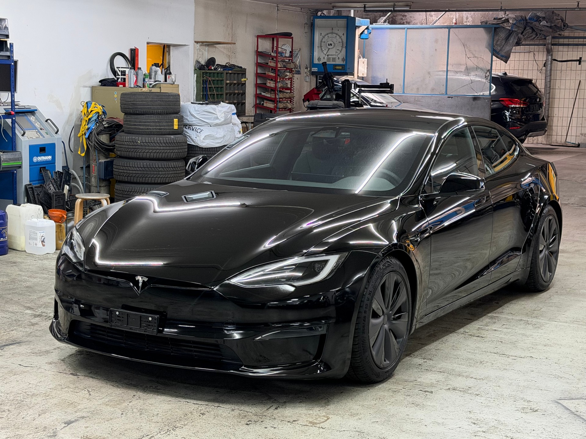 TESLA Model S 100 kWh AWD-image-4