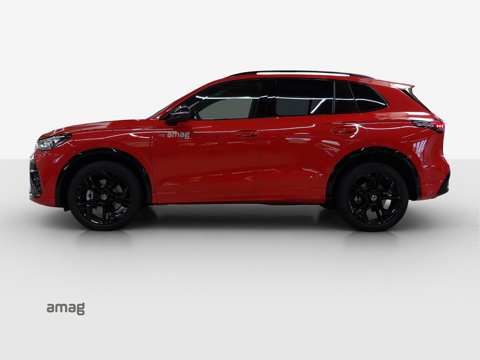 VW Tiguan 2.0 TSI DSG R-Line Plus 4Motion-image-1