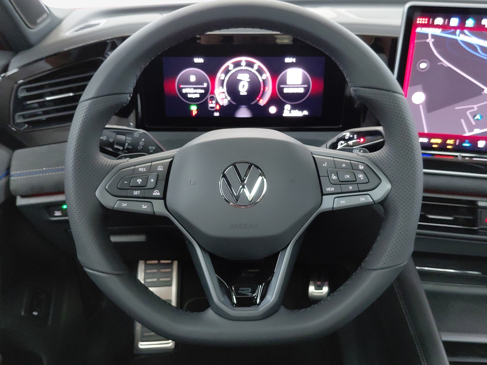 VW Tiguan 2.0 TSI DSG R-Line Plus 4Motion-image-9