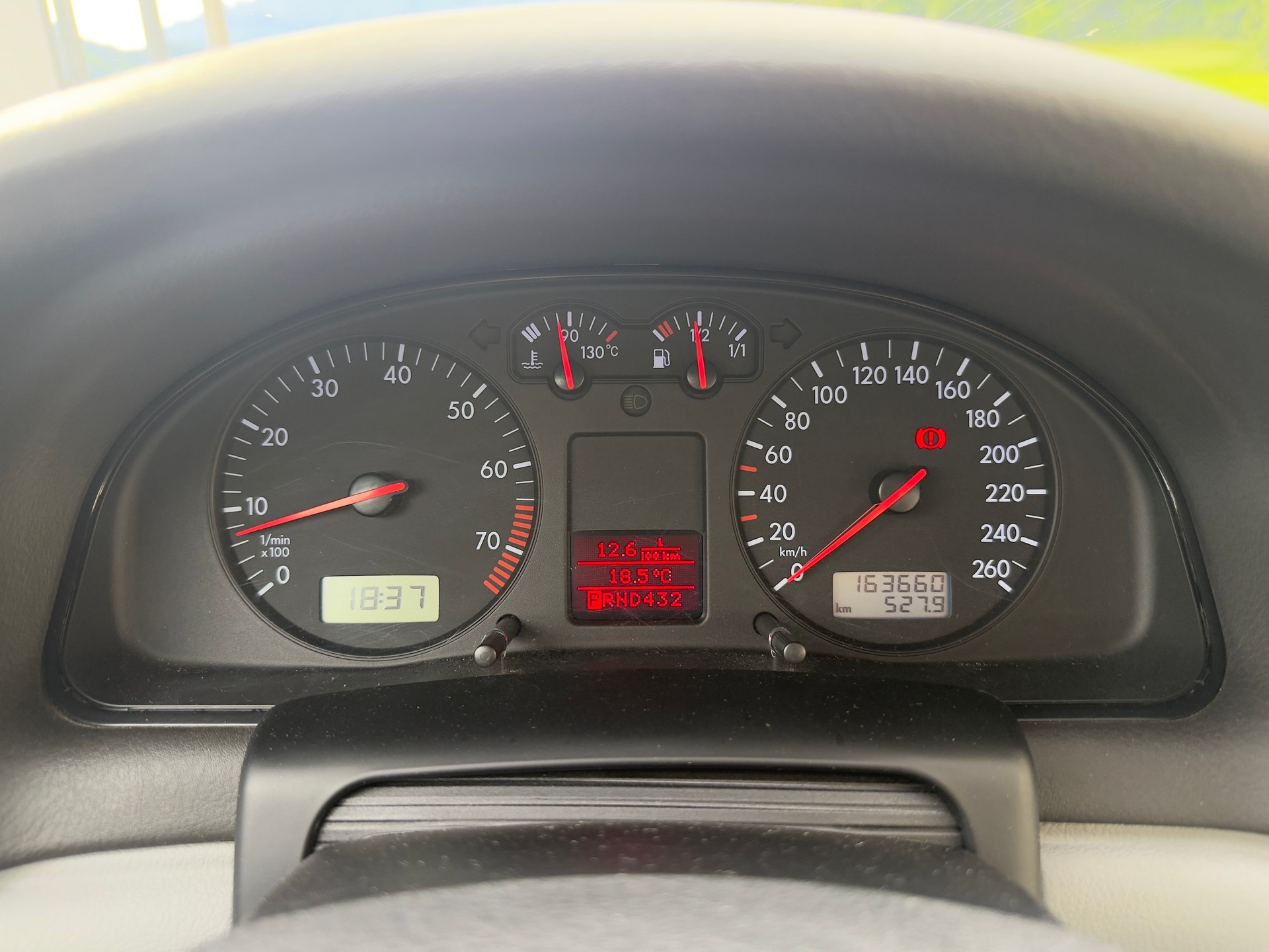 VW Passat 2.8 V6 Trendline 4Motion-image-12