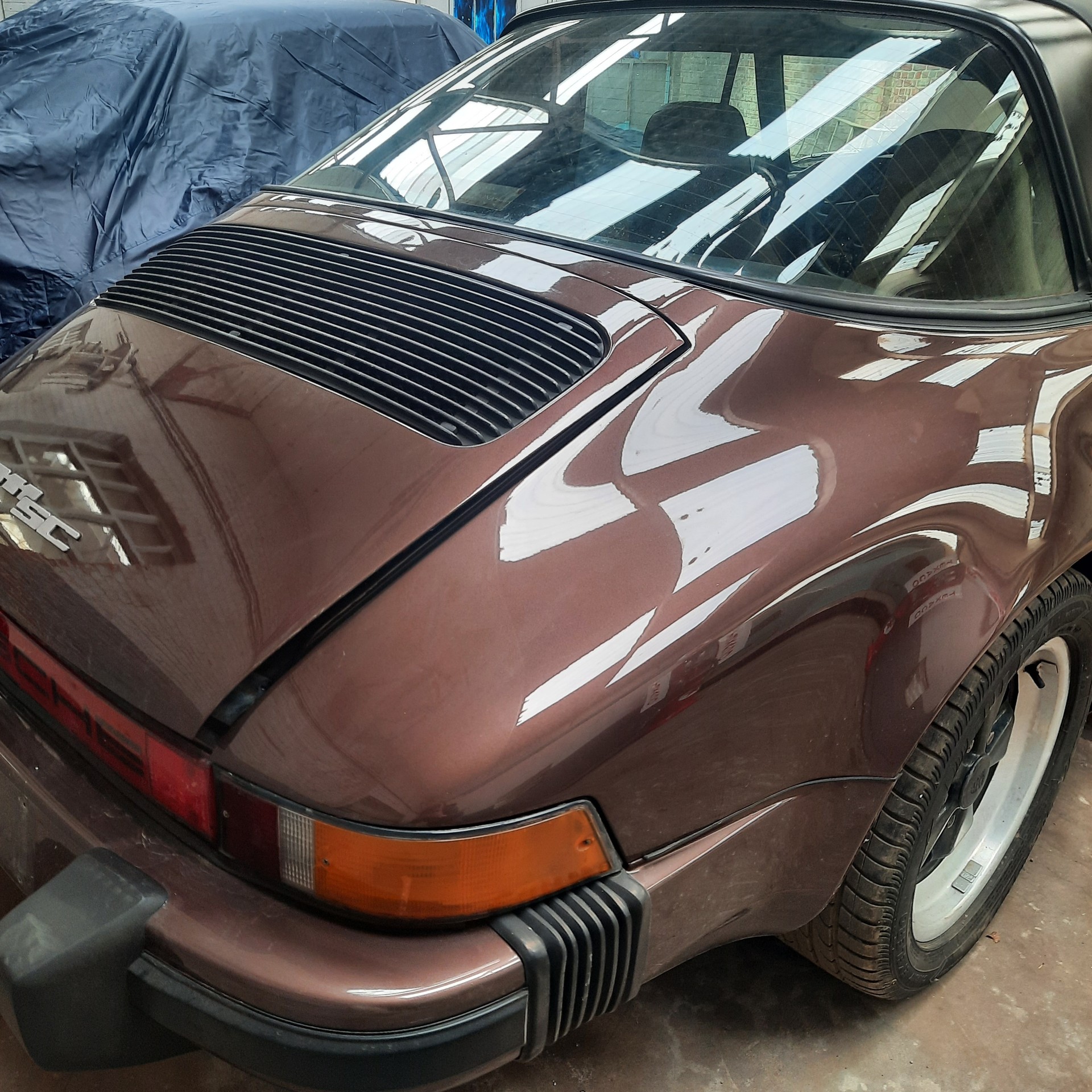 PORSCHE 3.0 SC-image-3