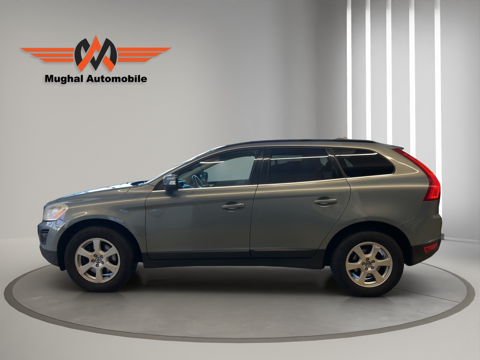 VOLVO XC60 2.4D Geartronic-image-1