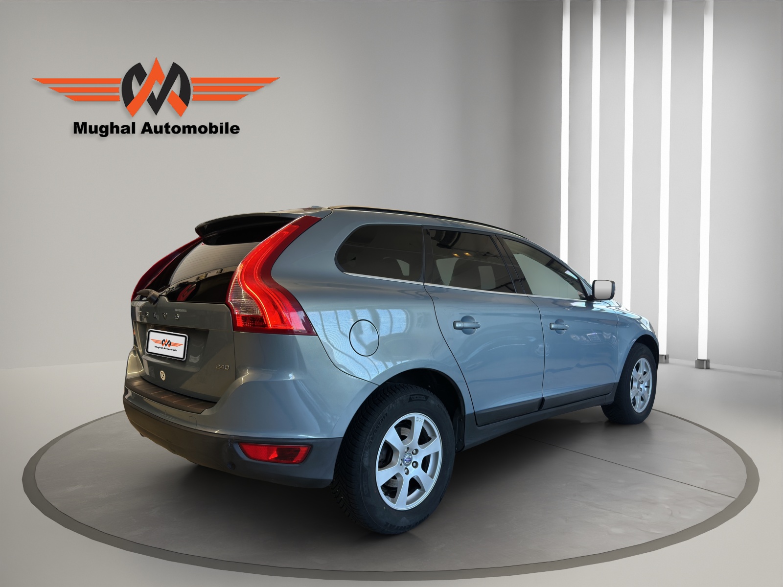 VOLVO XC60 2.4D Geartronic-image-4