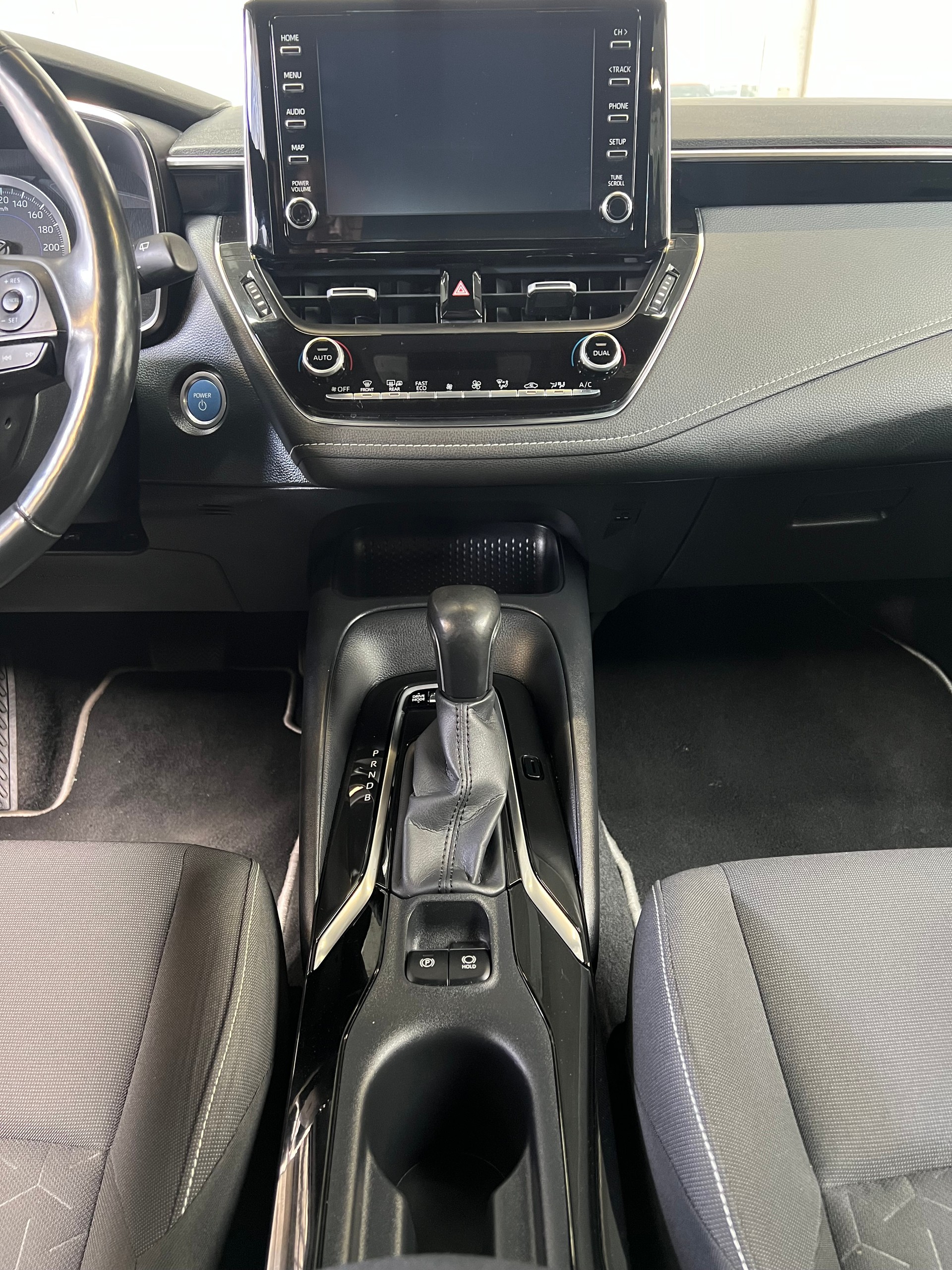 TOYOTA Touring Sports 1.8 HSD Comfort-image-5
