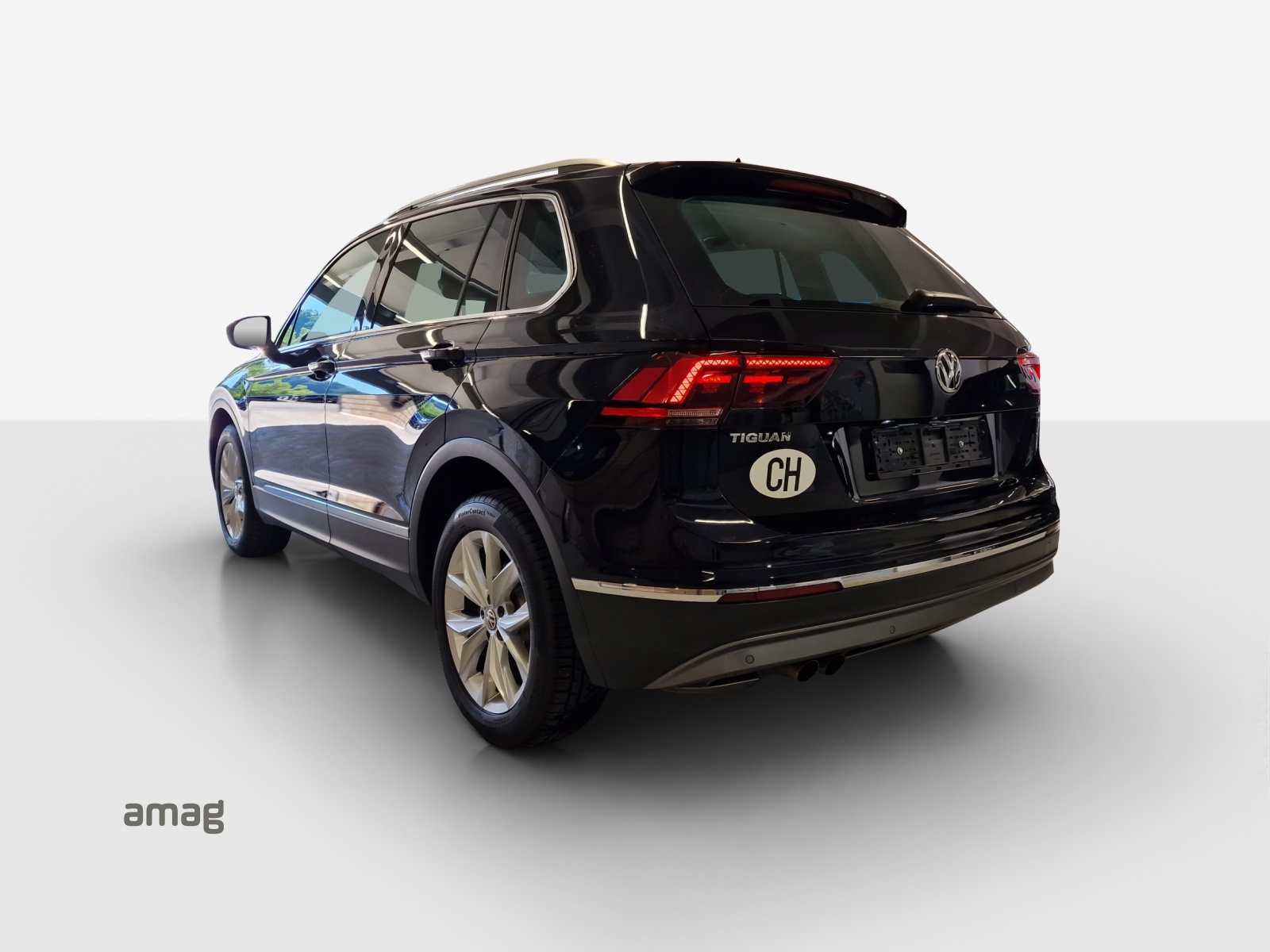VW Tiguan 2.0TSI Highline 4Motion DSG-image-2