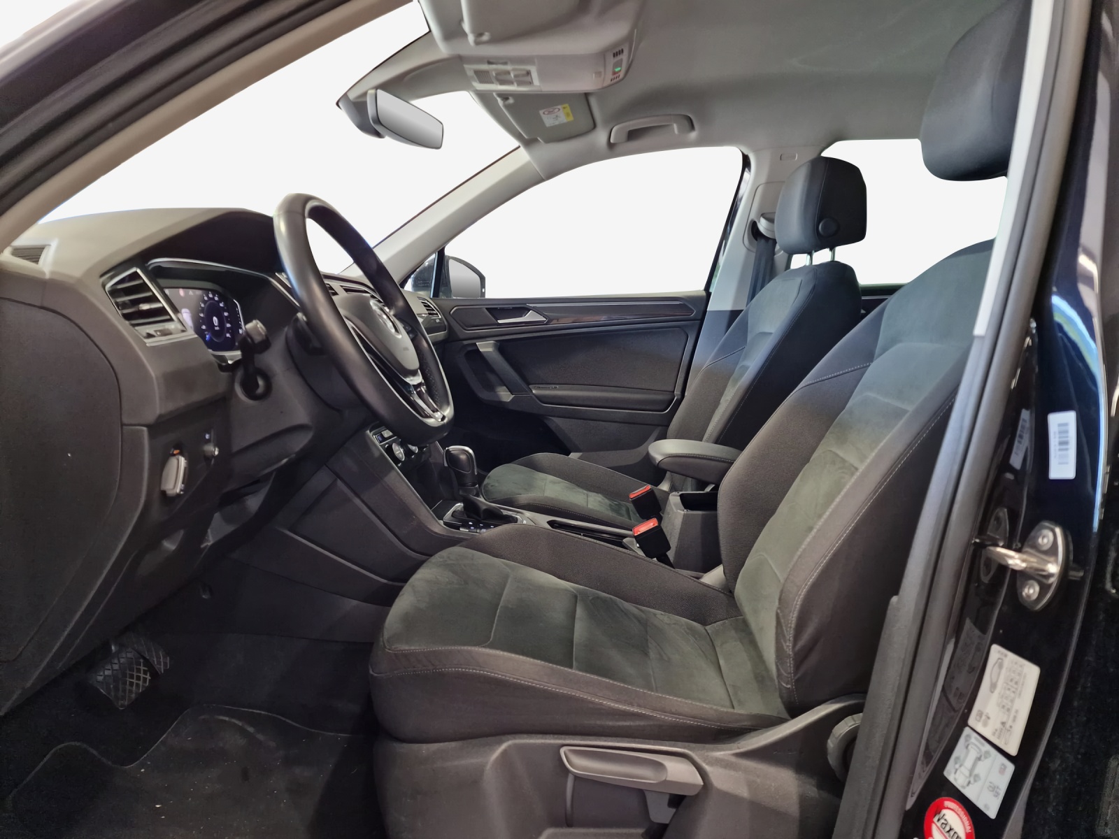 VW Tiguan 2.0TSI Highline 4Motion DSG-image-7