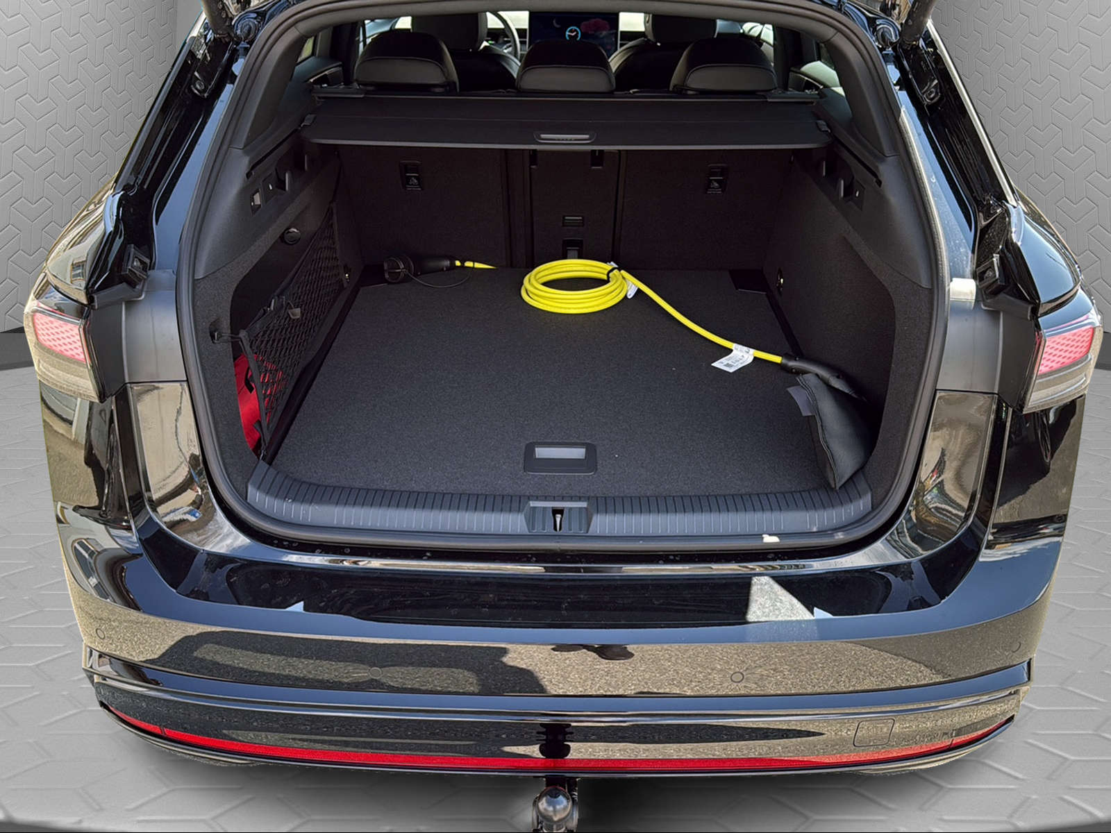 VW ID.7 Tourer Pro S 86 kWh Pro S United-image-13