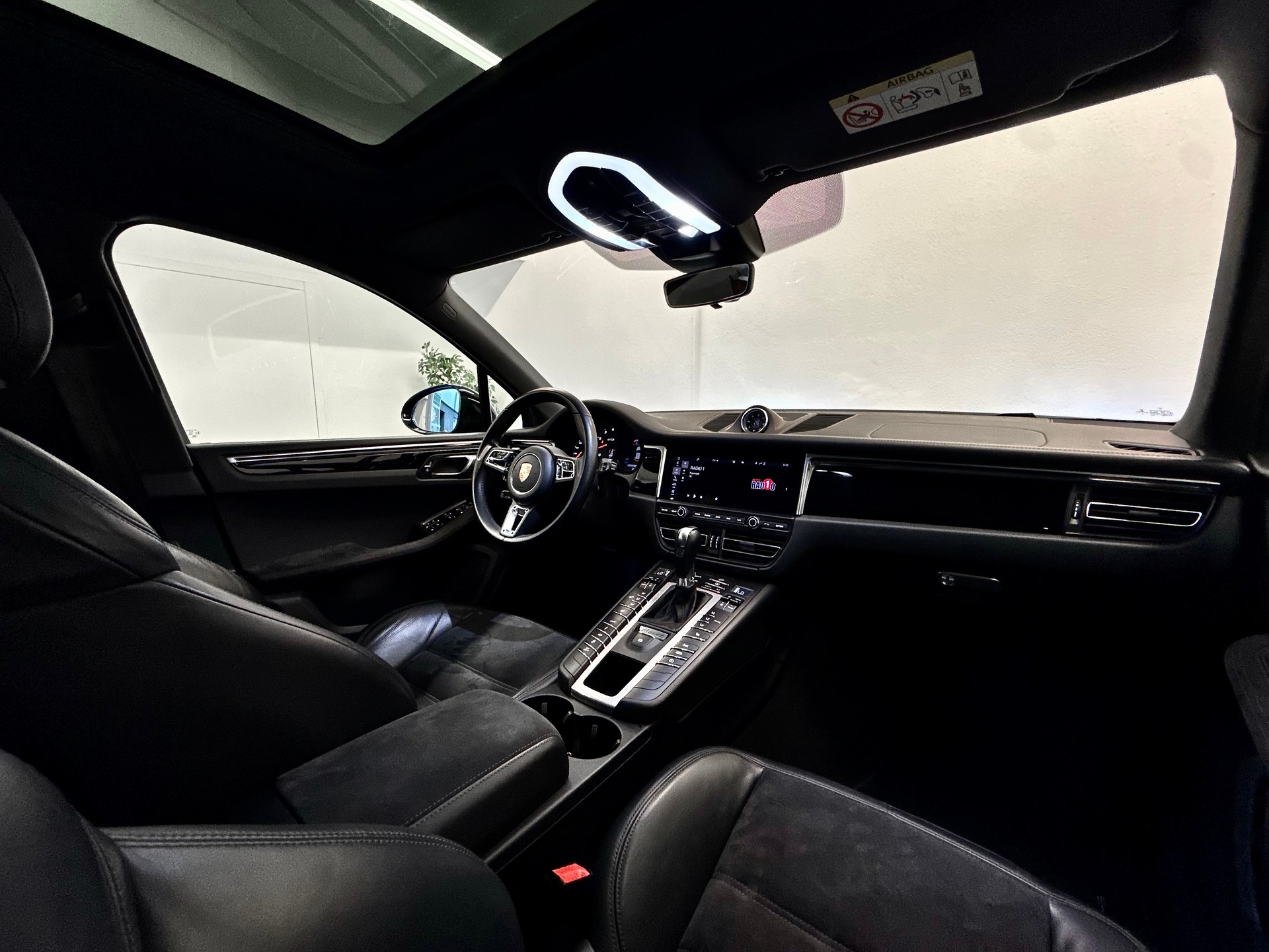 PORSCHE Macan GTS PDK-image-20