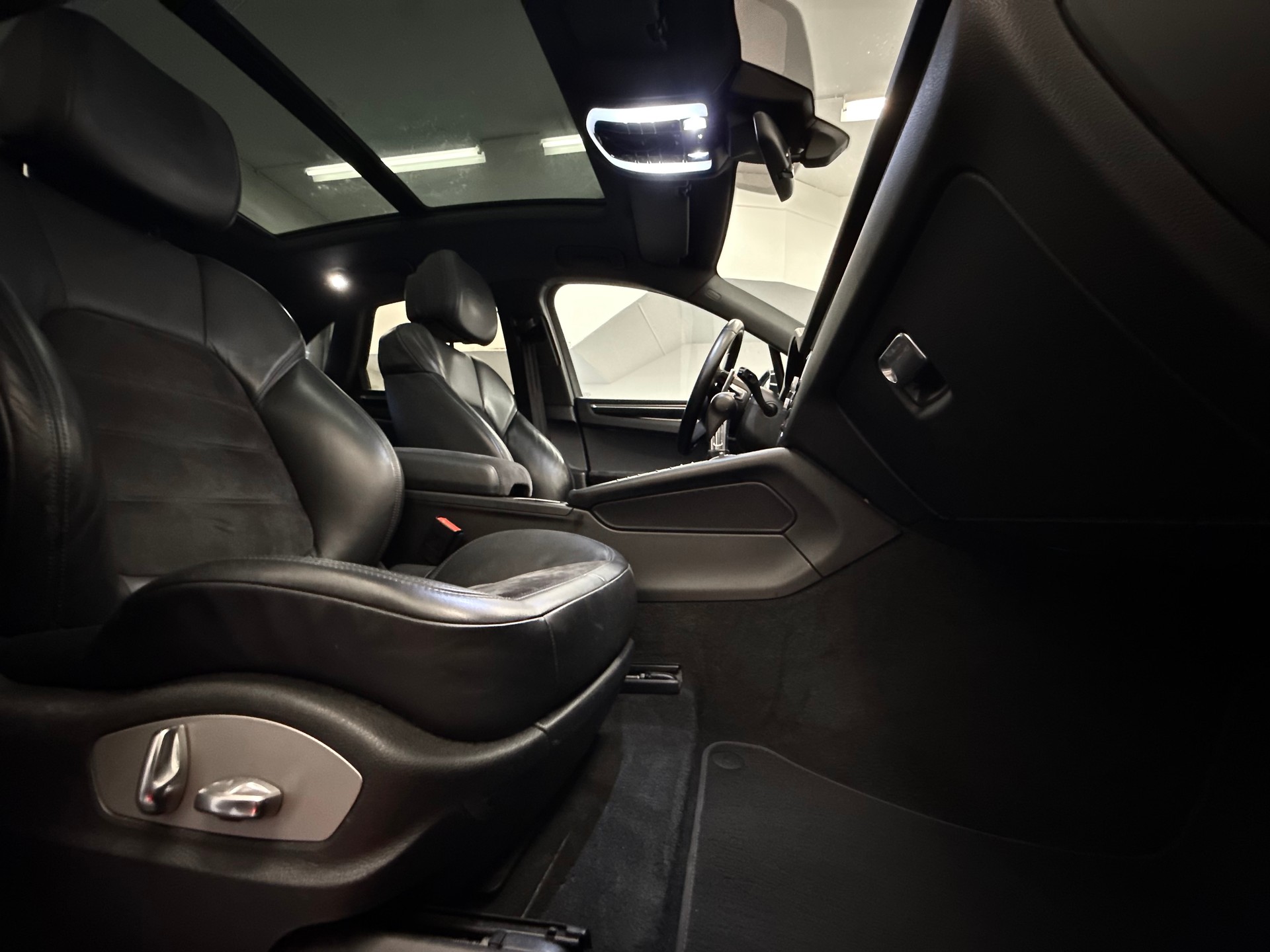 PORSCHE Macan GTS PDK-image-21