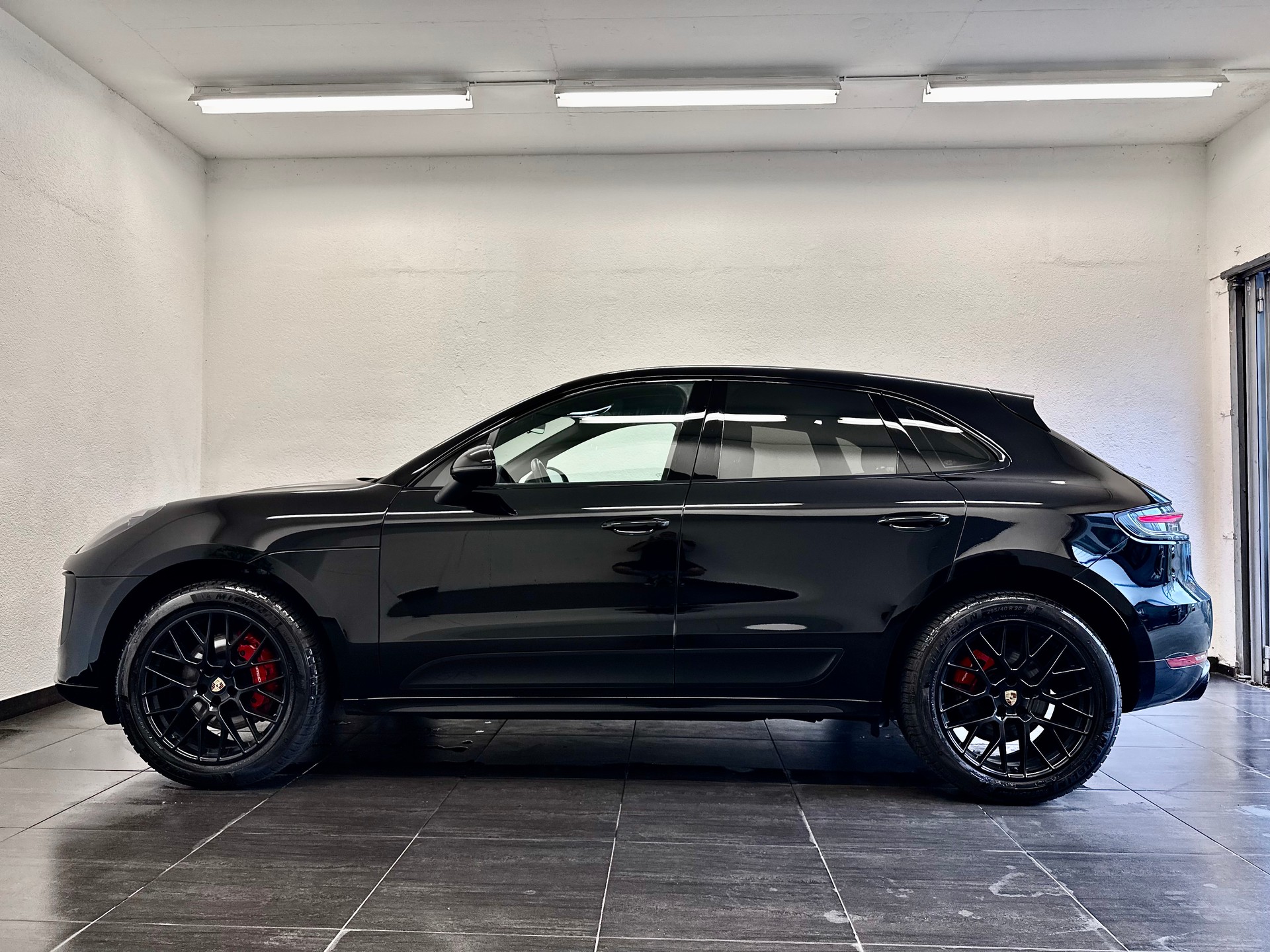 PORSCHE Macan GTS PDK-image-7