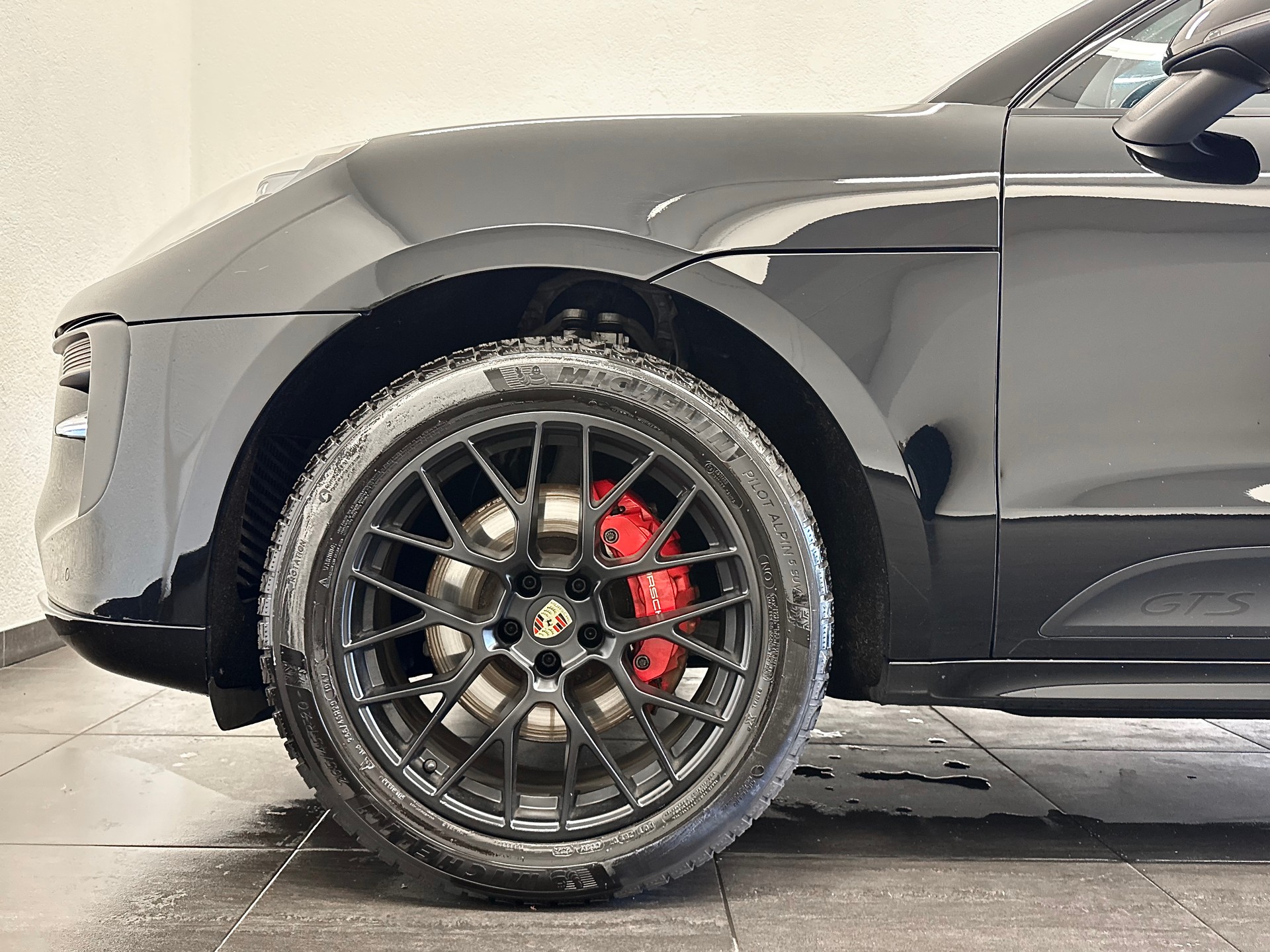PORSCHE Macan GTS PDK-image-5