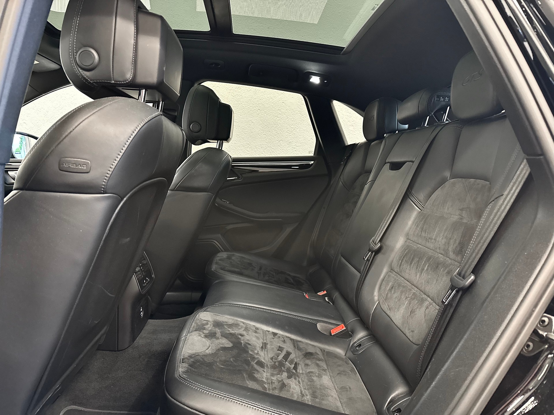 PORSCHE Macan GTS PDK-image-19