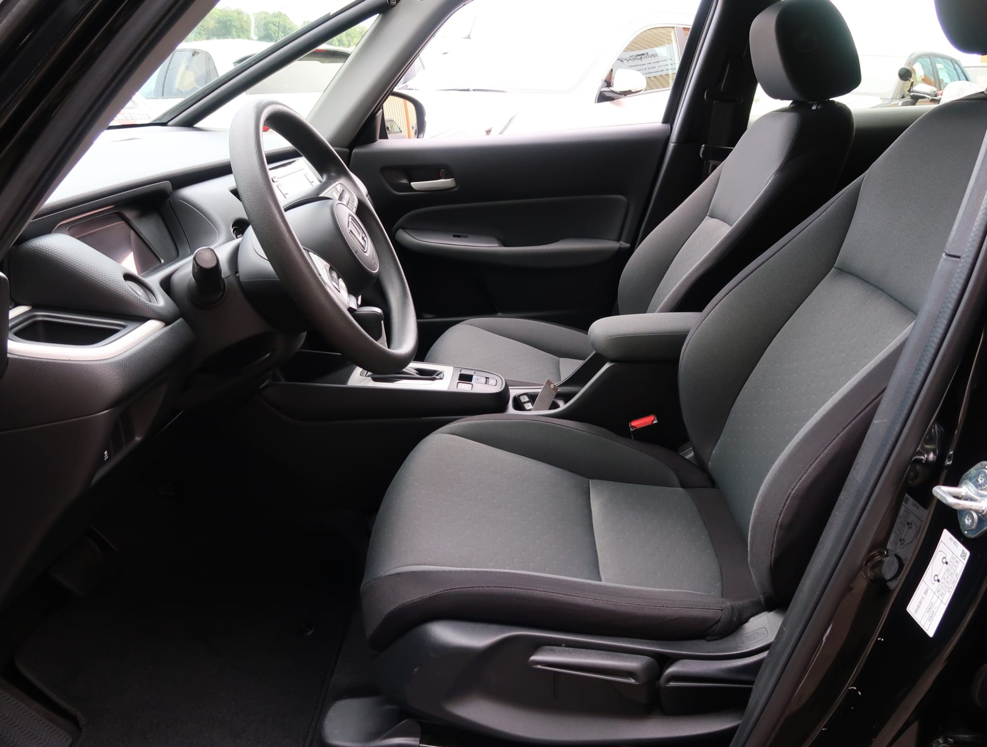 HONDA Jazz 1.5i-MMD Elegance CVT-image-11