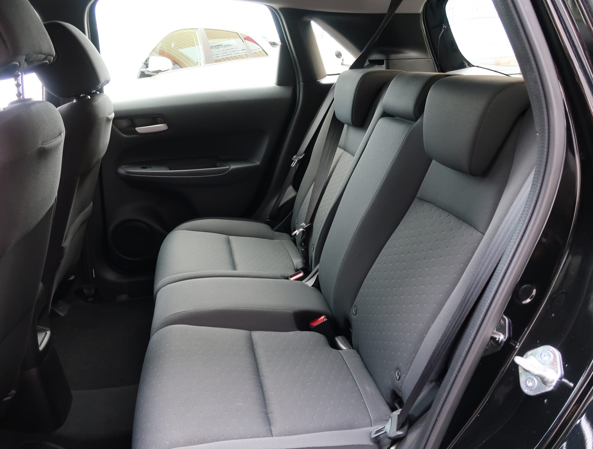 HONDA Jazz 1.5i-MMD Elegance CVT-image-24