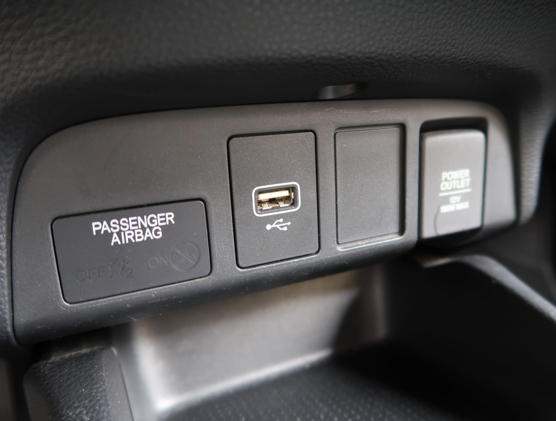 HONDA Jazz 1.5i-MMD Elegance CVT-image-21