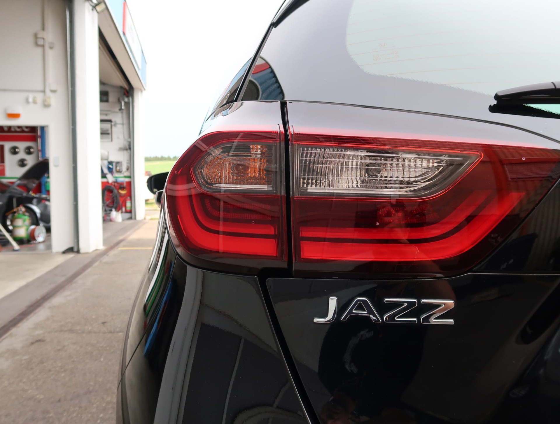 HONDA Jazz 1.5i-MMD Elegance CVT-image-7