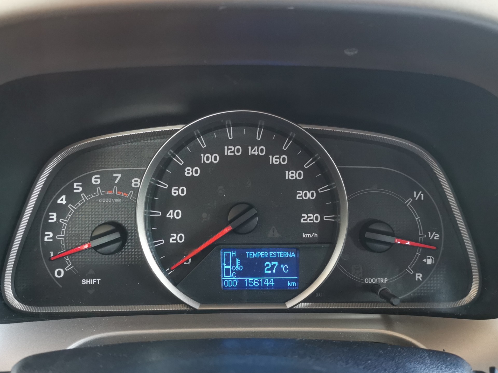 TOYOTA RAV-4 2.0 16V Luna-image-16