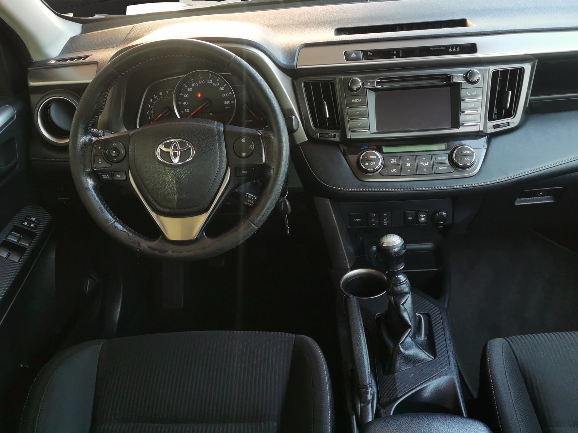 TOYOTA RAV-4 2.0 16V Luna-image-15