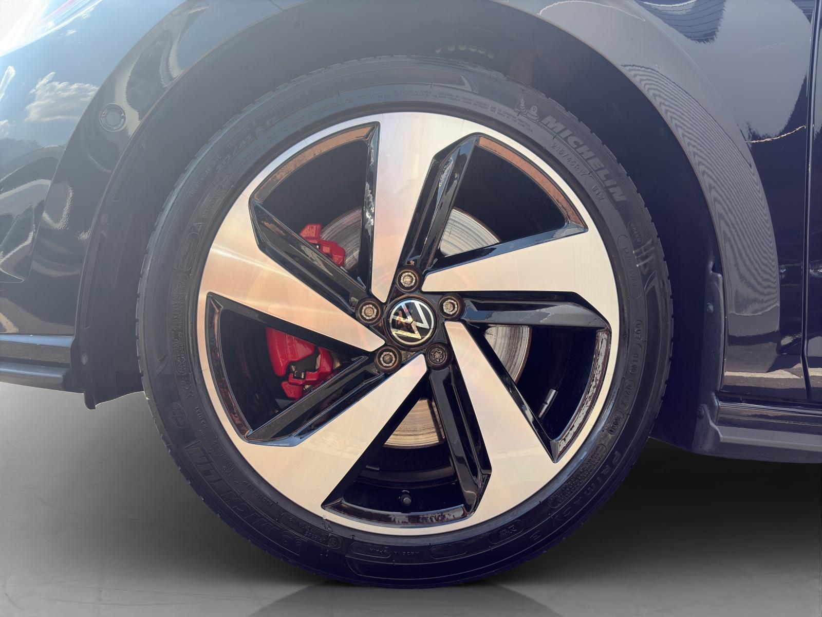 VW Polo 2.0 TSI GTI DSG-image-8