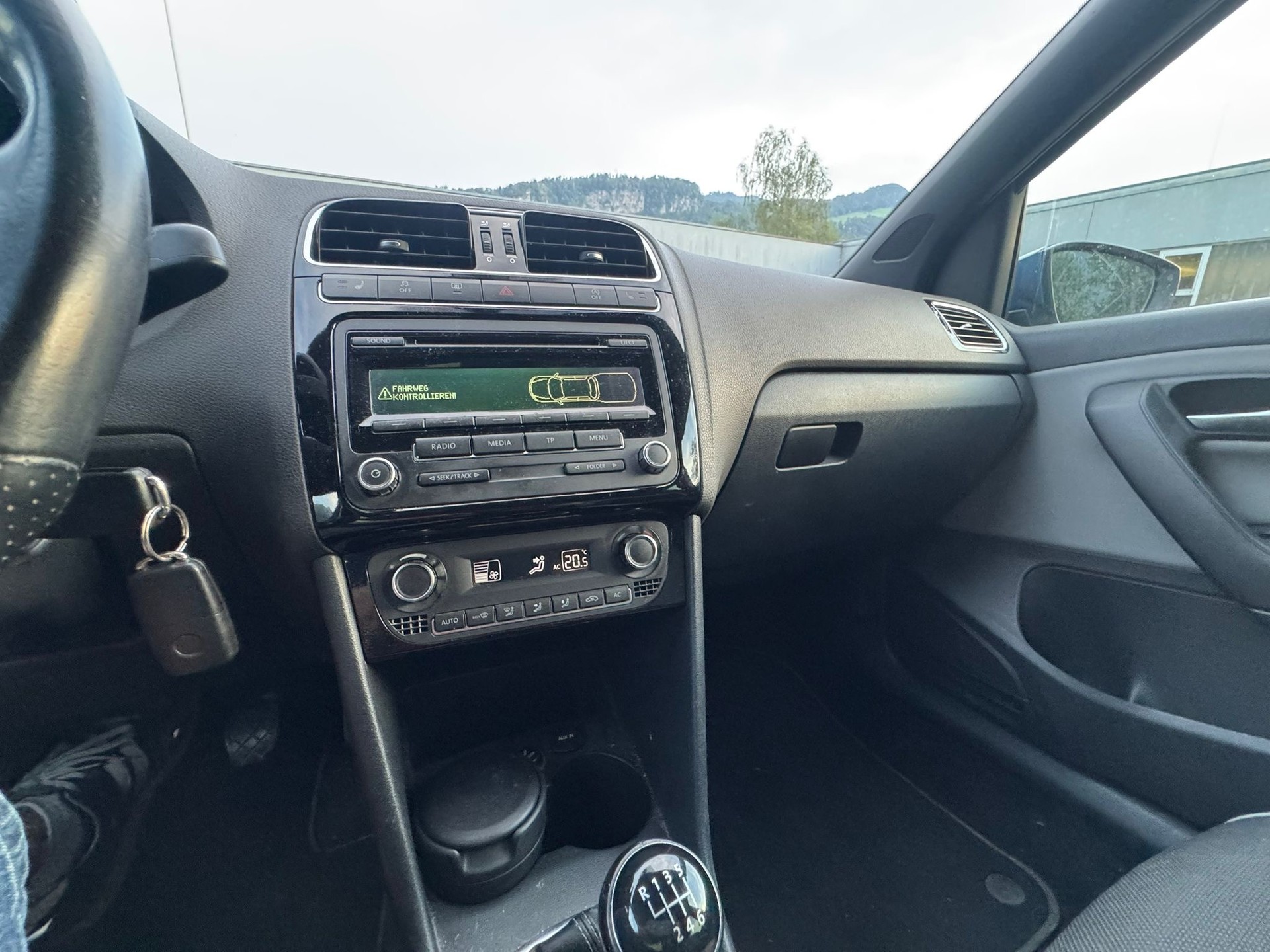 VW Polo 1.4 TSI BlueGT-image-8