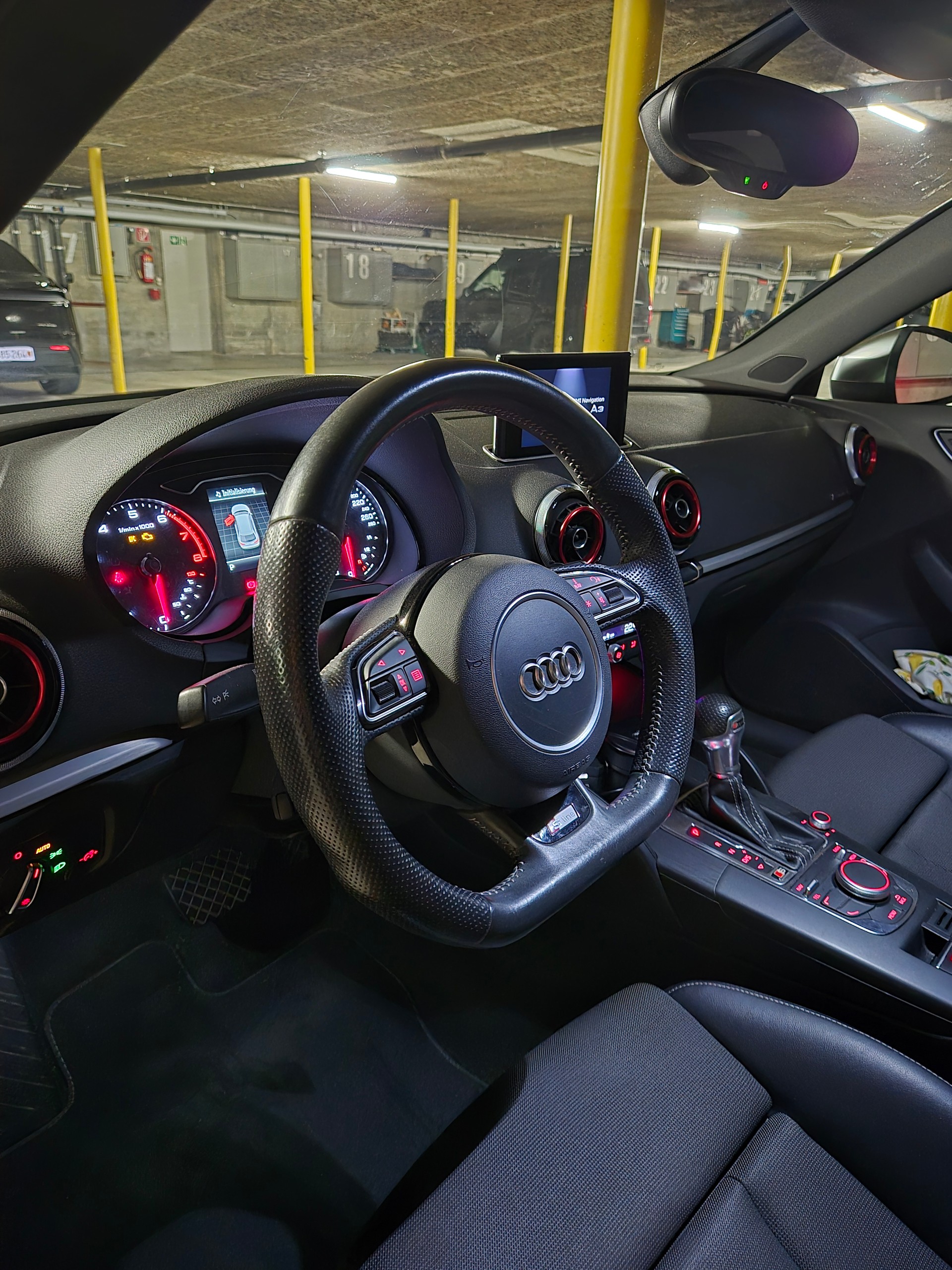 AUDI 1.4 T FSI ultra Ambition S-Tr-image-4