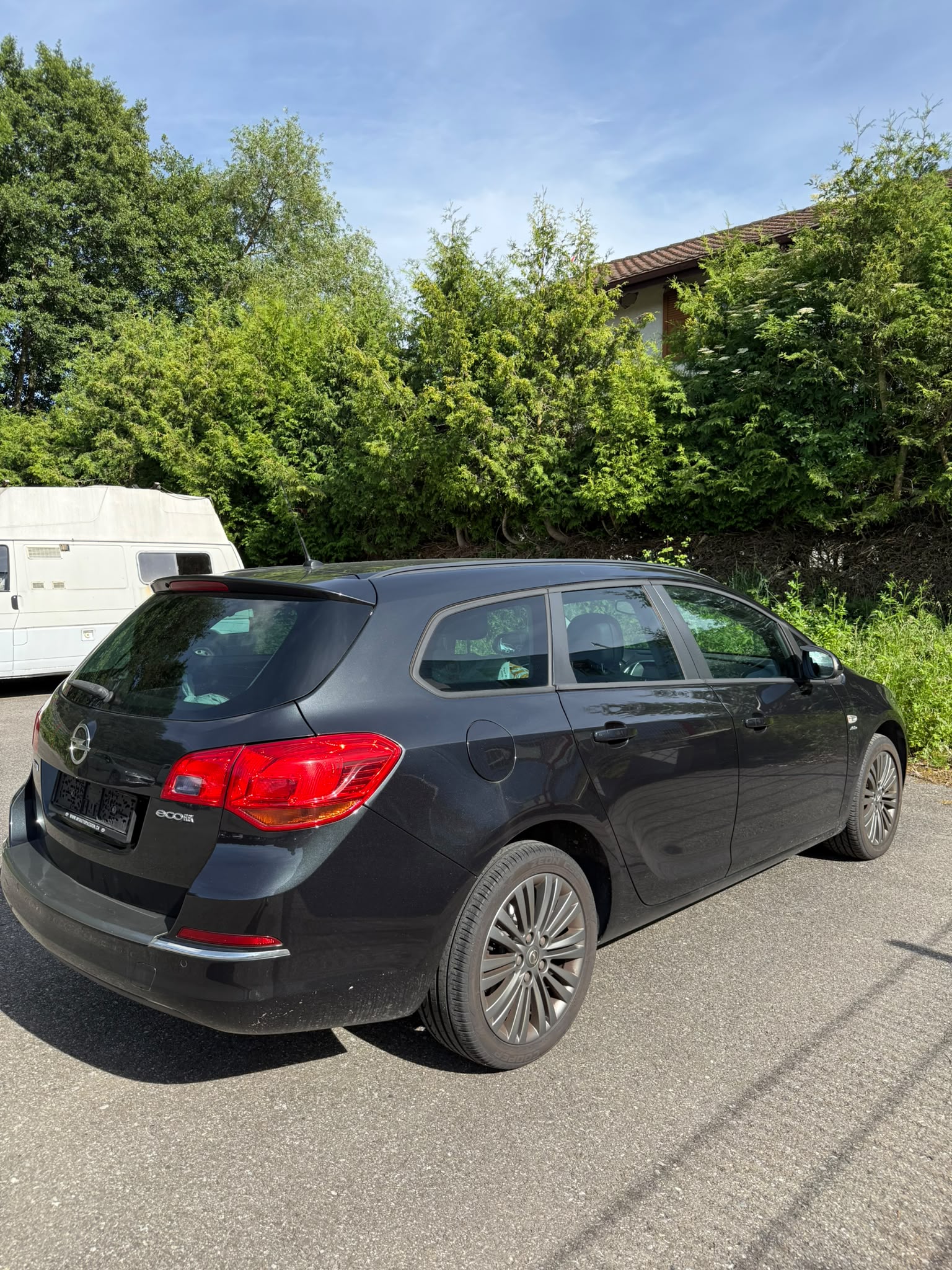 OPEL Astra SportsTourer 1.6 CDTi ecoFLEX Cosmo-image-3