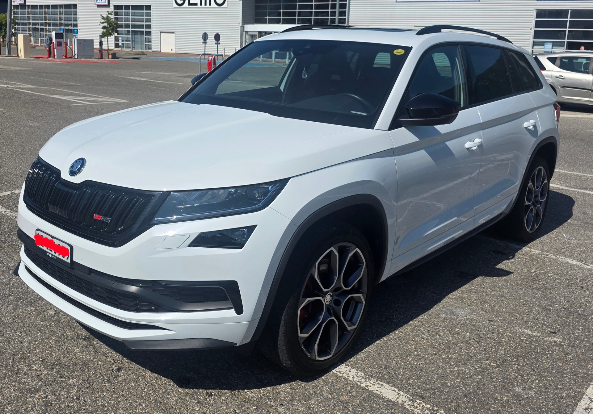 SKODA 2.0 Bi-TDI 240 RS DSG-image-1