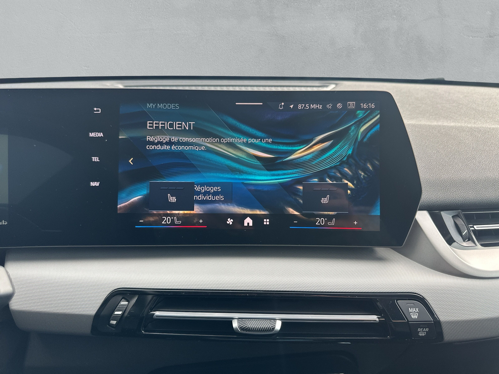 BMW X1 sDrive 18d-image-18