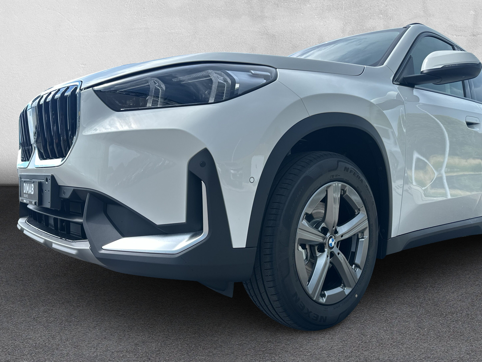 BMW X1 sDrive 18d-image-8