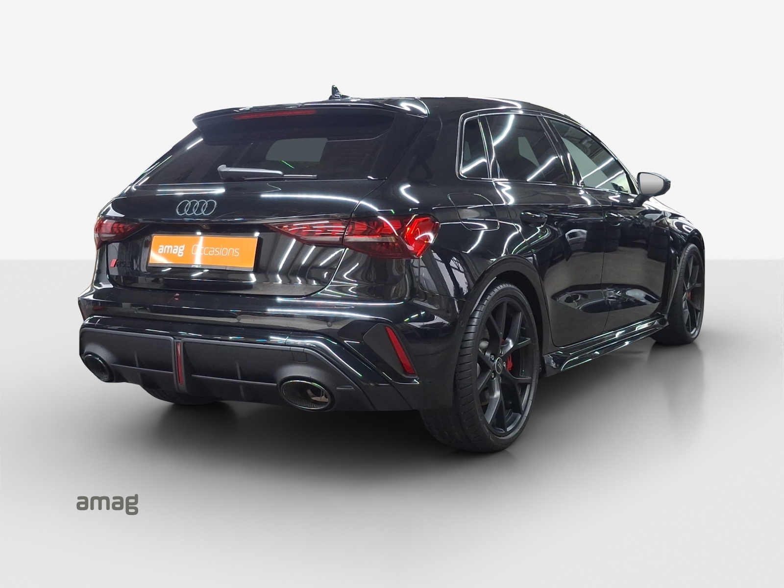 AUDI RS3 Sportback 2.5 TSI quattro S-tronic-image-4