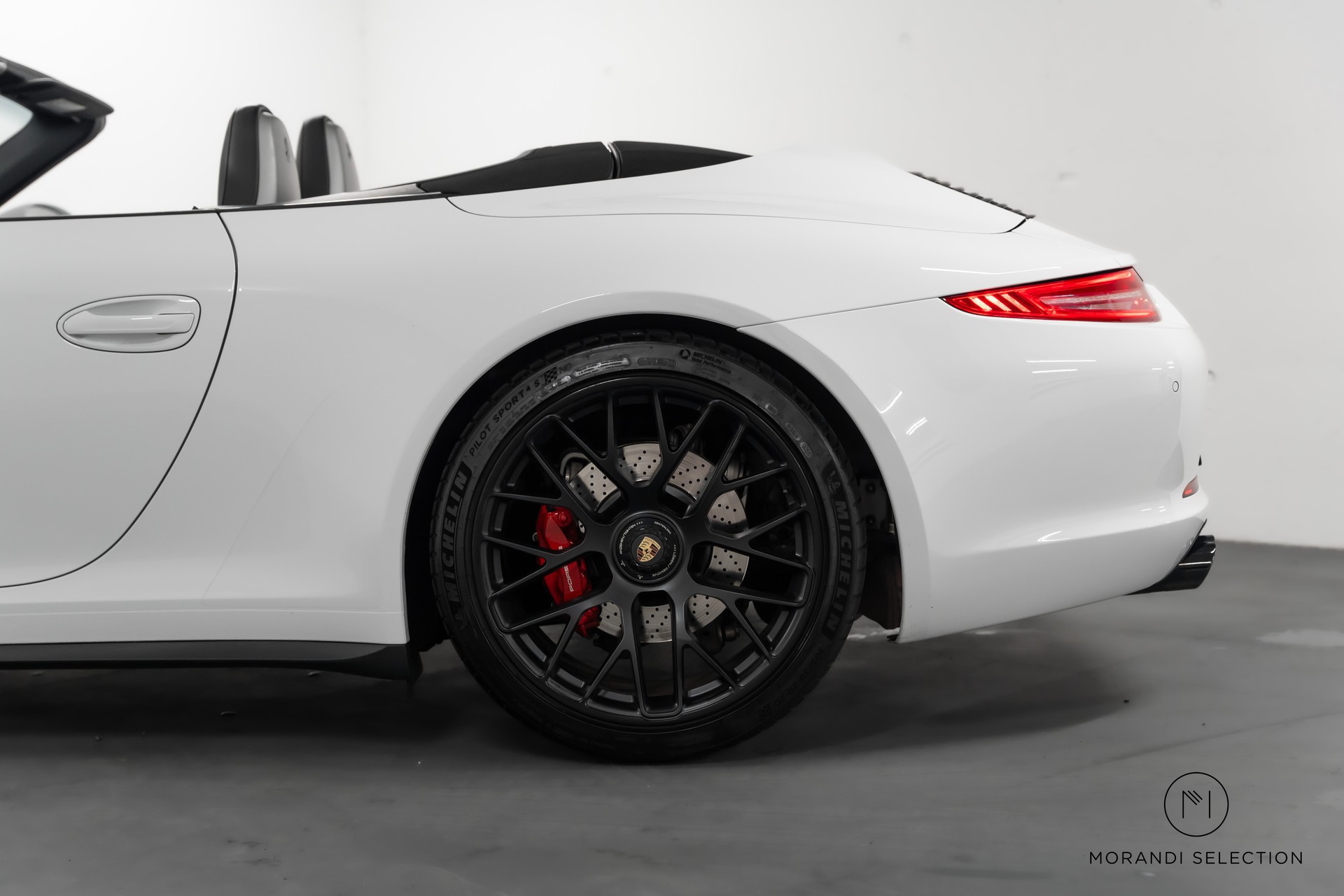 PORSCHE 911 Cabriolet 3.8 Carrera 4 GTS PDK-image-7