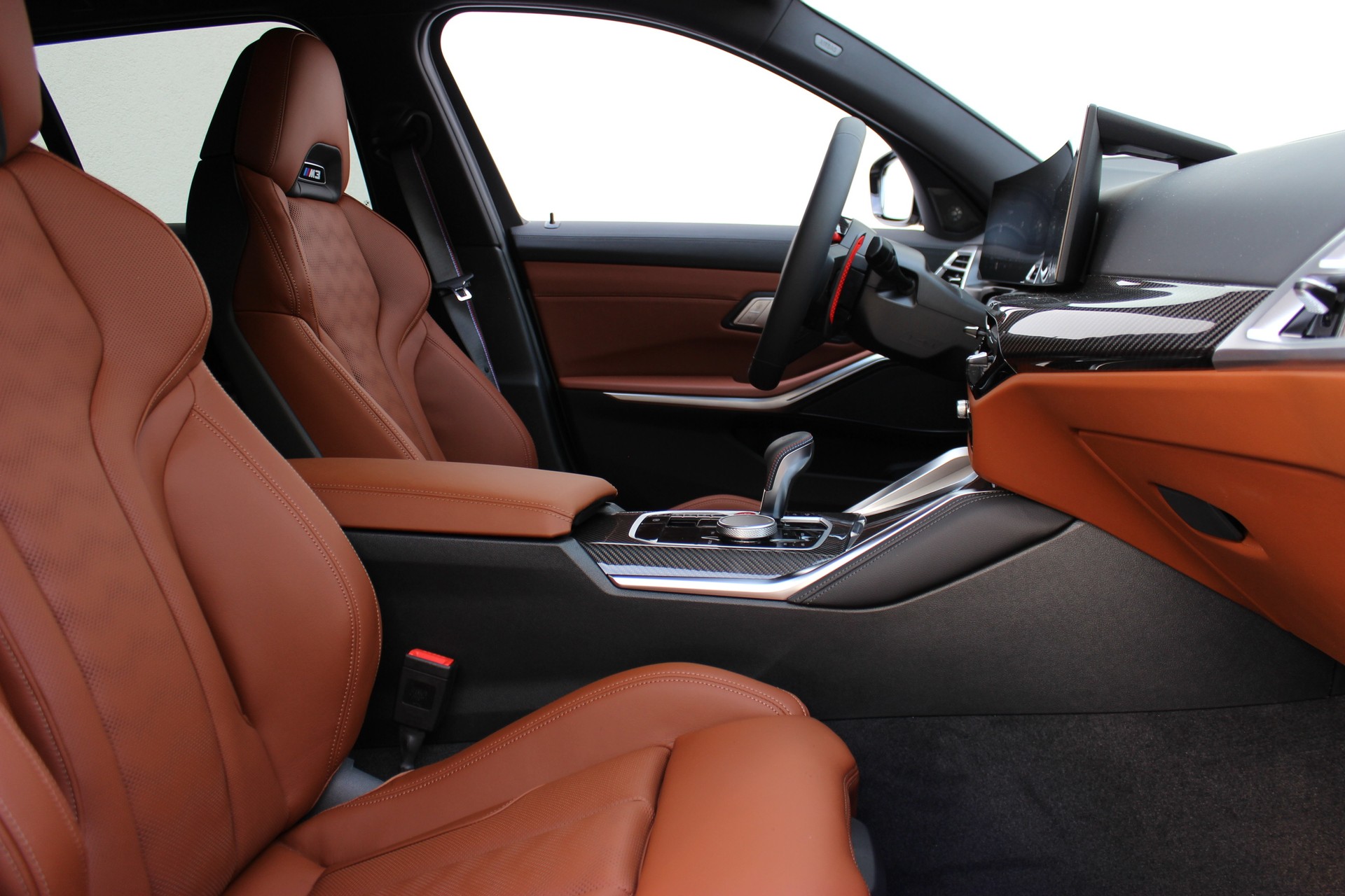 BMW M3 Touring xDrive Competition Individual dune grey *1.9%-LEASINGAKTION*-image-1