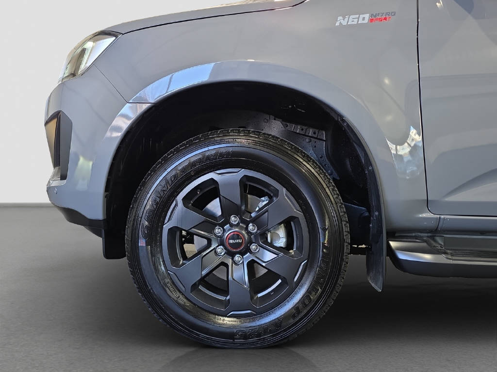 ISUZU Crew Pick-up 1.9 DDi N60 Nitro Sport 4x4-image-7