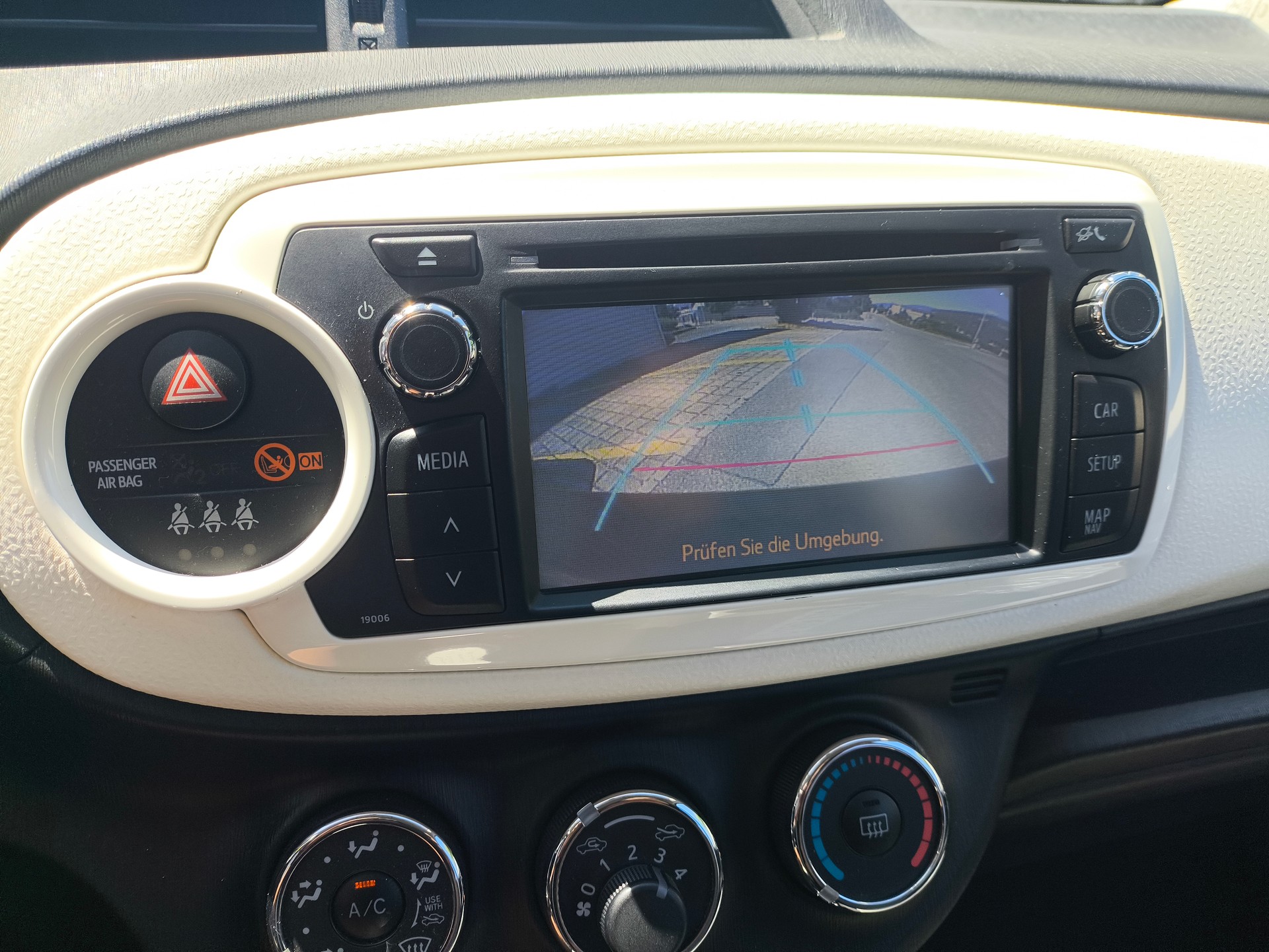 TOYOTA Yaris 1.33 Trend-image-5