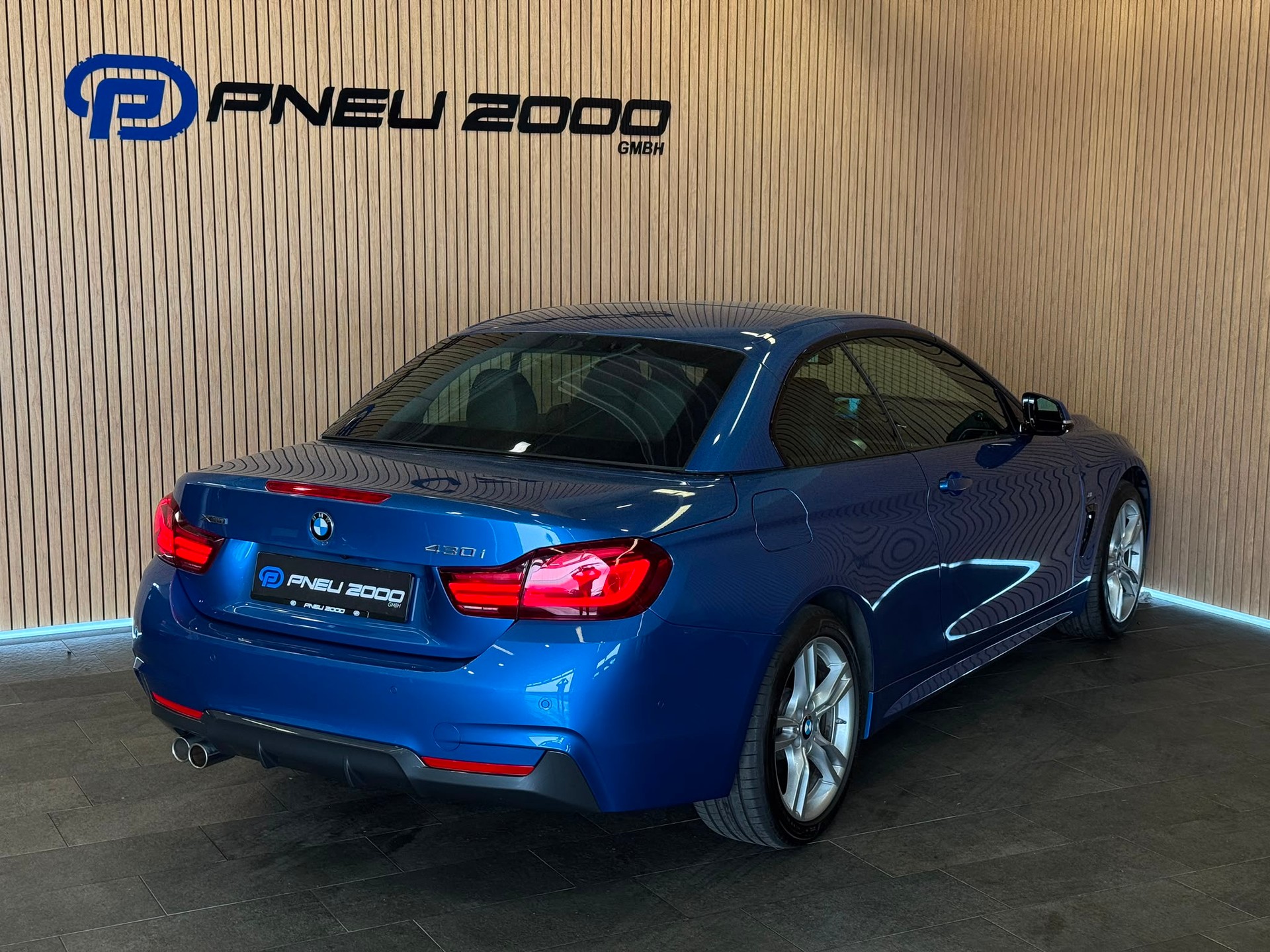 BMW 430i Cabriolet xDrive MSport Individual Steptronic-image-7