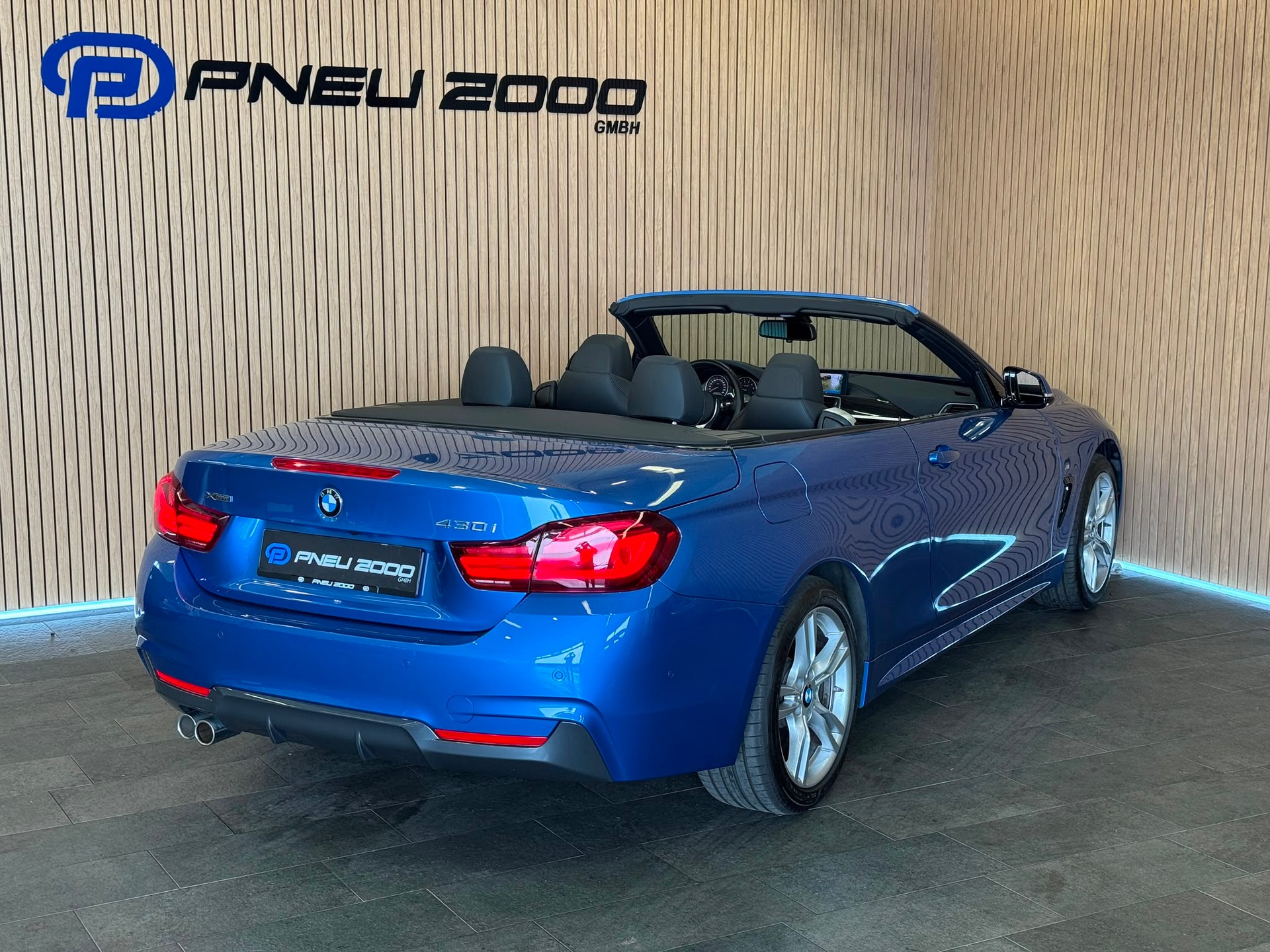 BMW 430i Cabriolet xDrive MSport Individual Steptronic-image-8