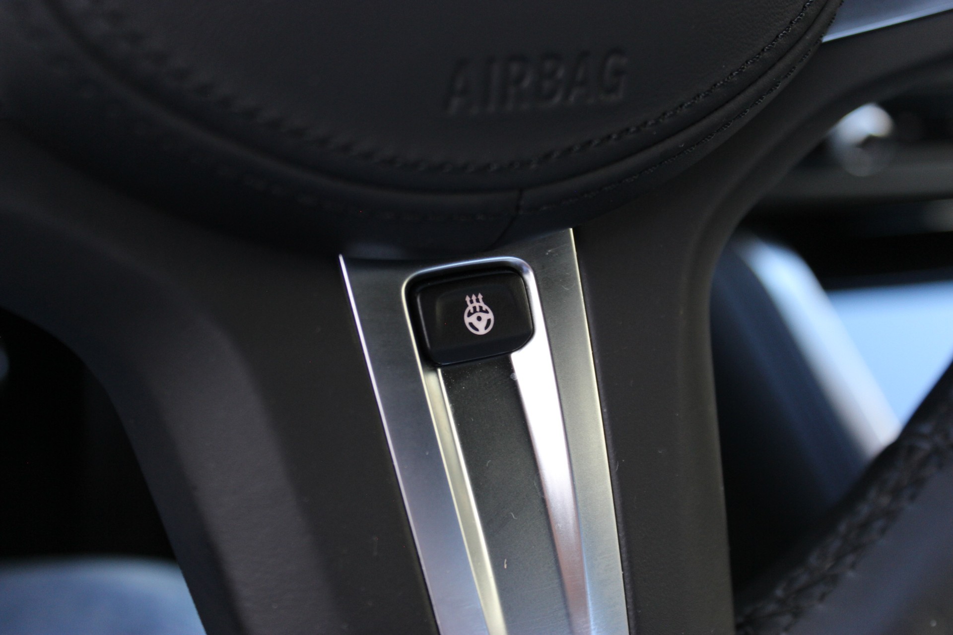 BMW M240i xDrive M Sport Pro MINERALWEISS METALLIC *ANHÄNGERKUPPLUNG*-image-22